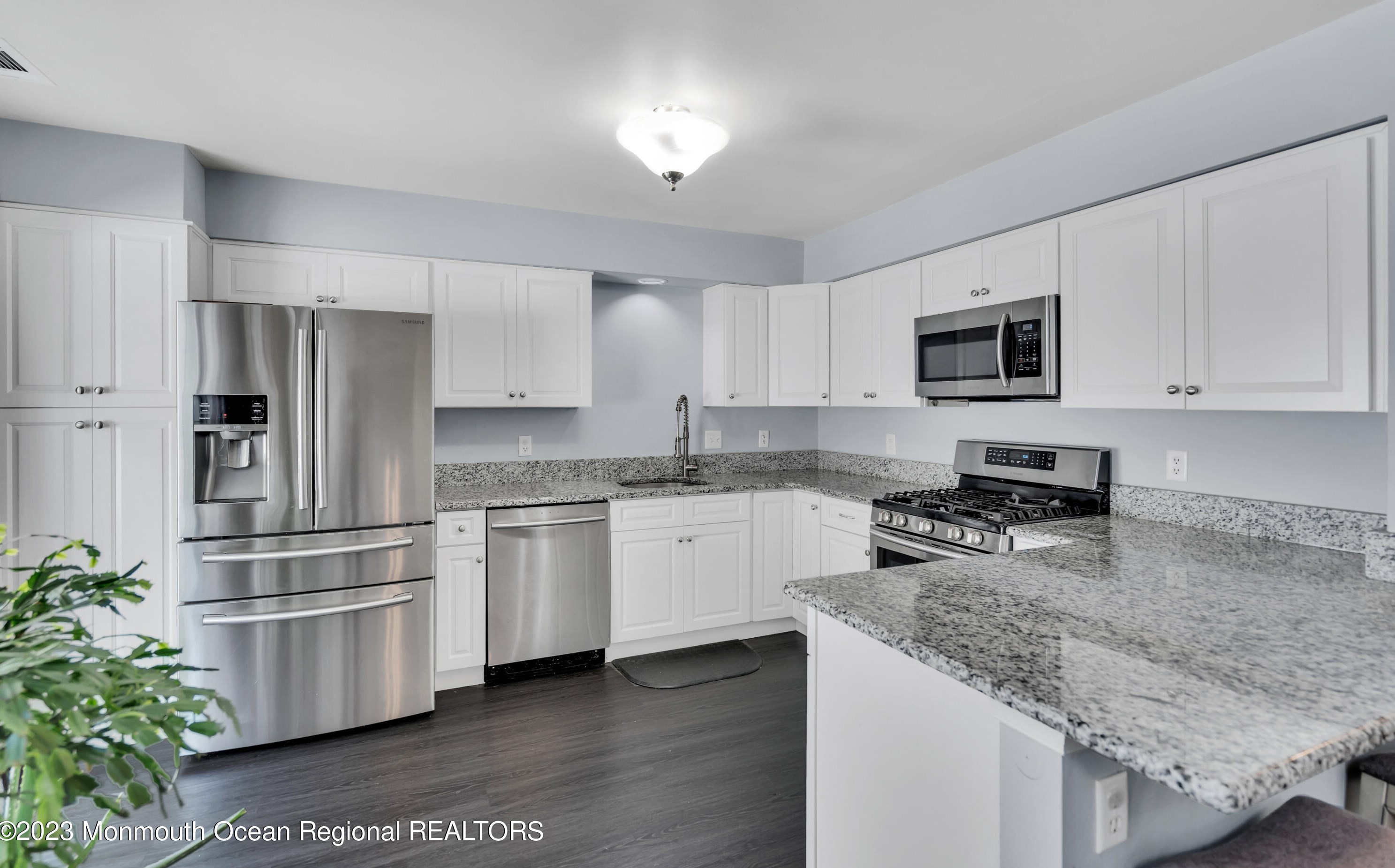 1204 King George Ln, Toms River NJ 08753-3366 exterior