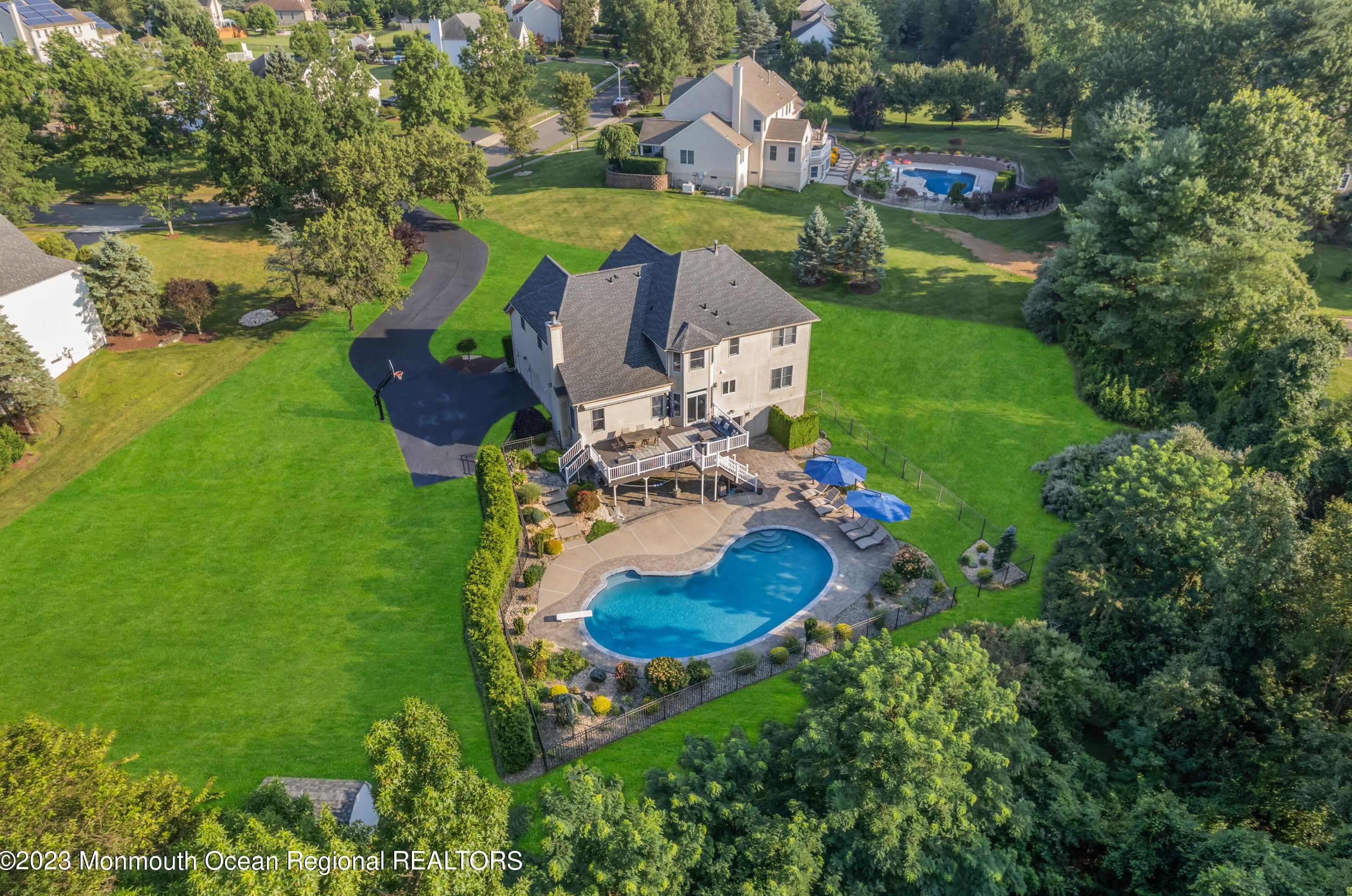 12 Molly Pitcher Dr, Millstone Township, NJ 07726-8937