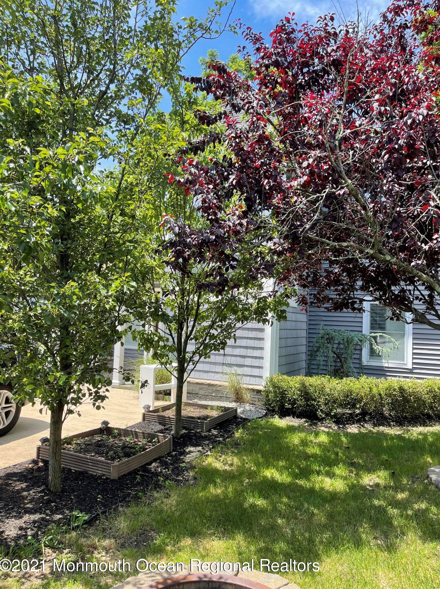 244 Roosevelt Ave, Oakhurst NJ  07755-1546 exterior