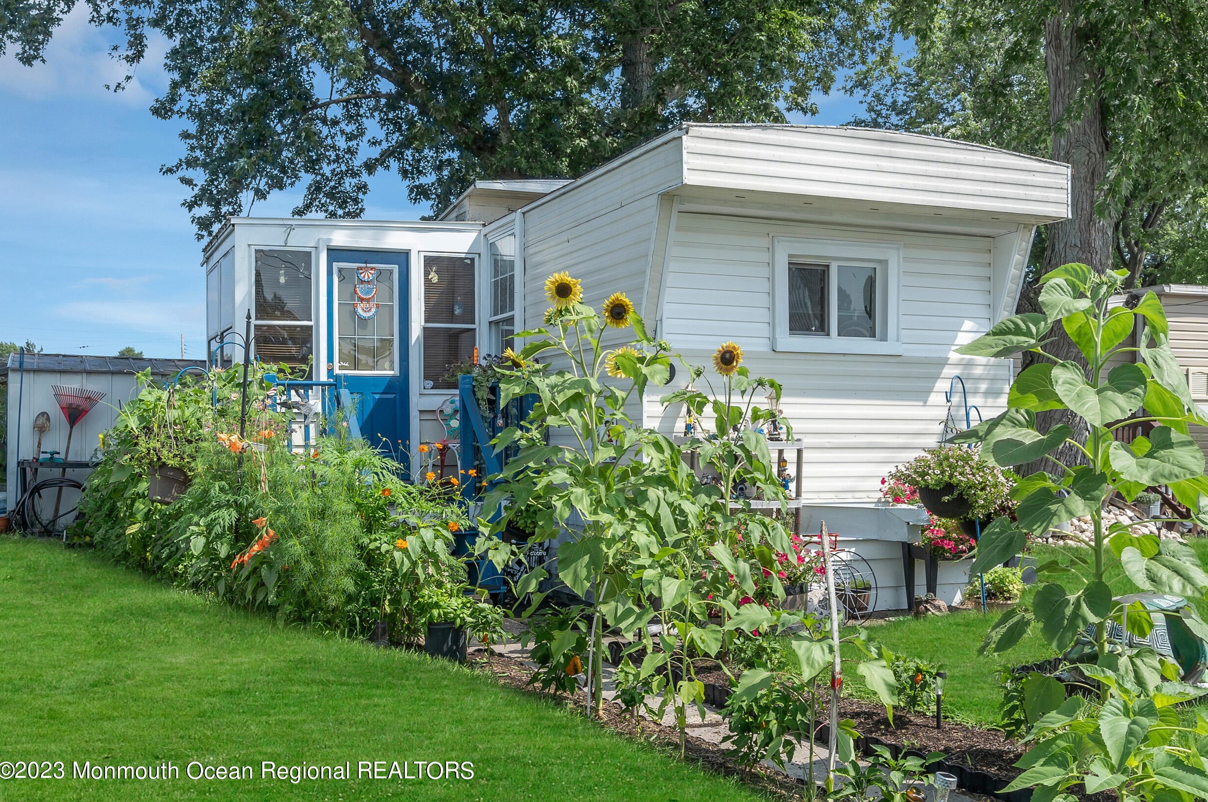 9 Bayshore Mobile Manor, Hazlet, NJ 07730