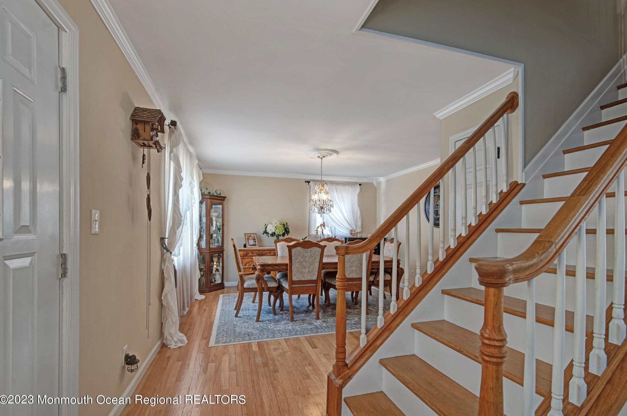 610 Dow Ave, Oakhurst, NJ 07755-2812