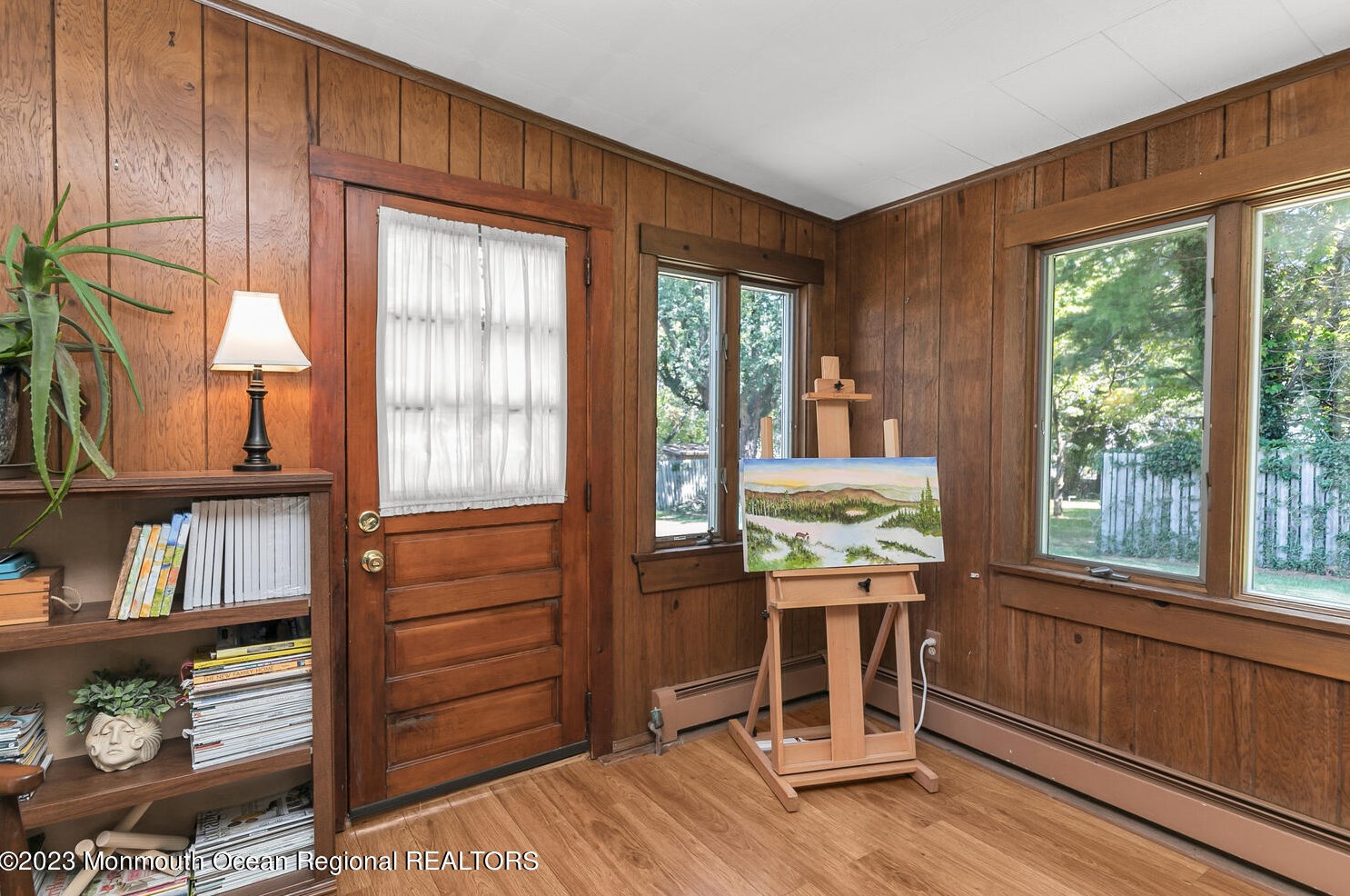 9 Wallace Ave, Oakhurst NJ 07755-1212 exterior