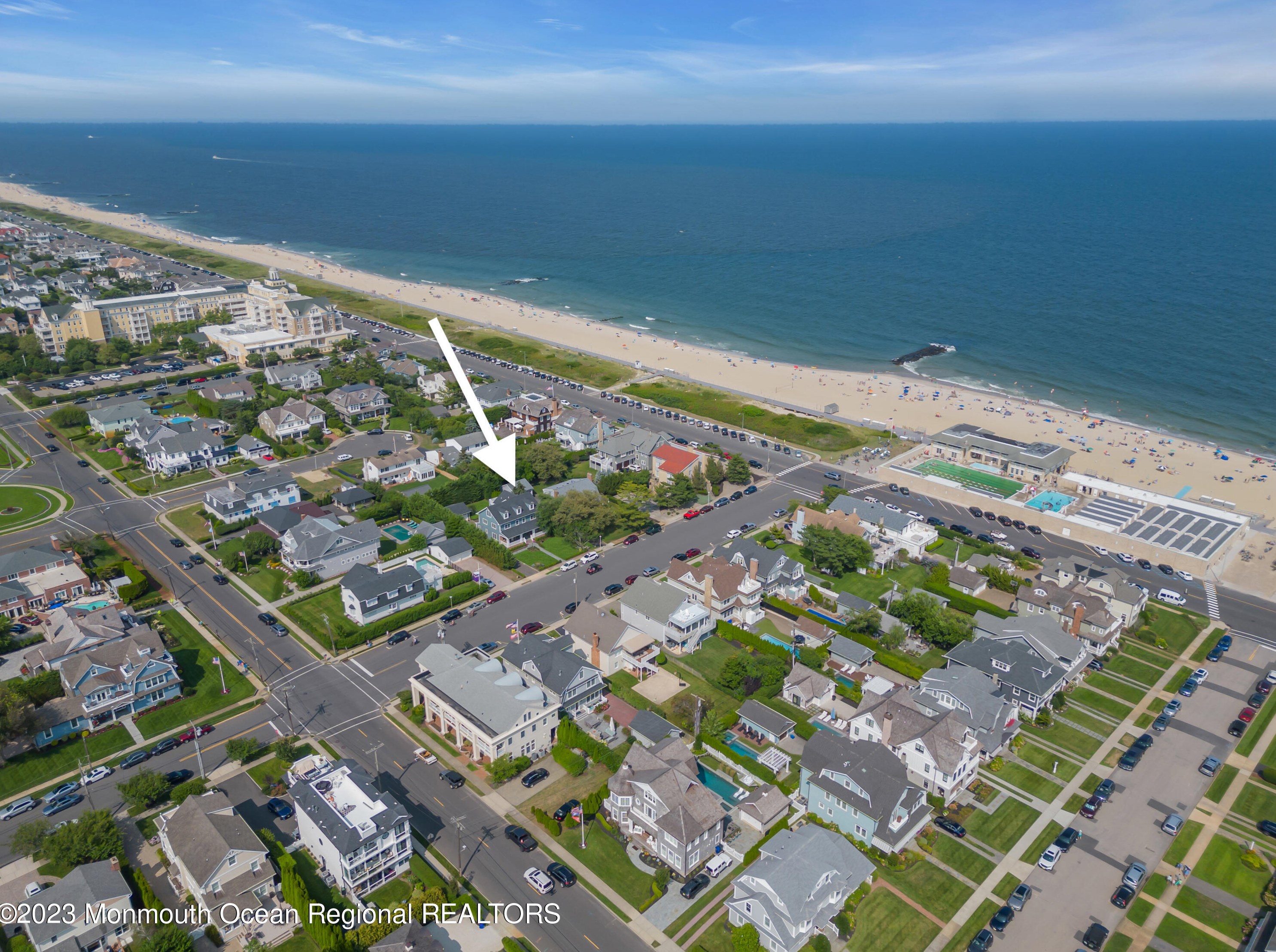 12 Atlantic Ave, Wall Township NJ 08736-1202 exterior