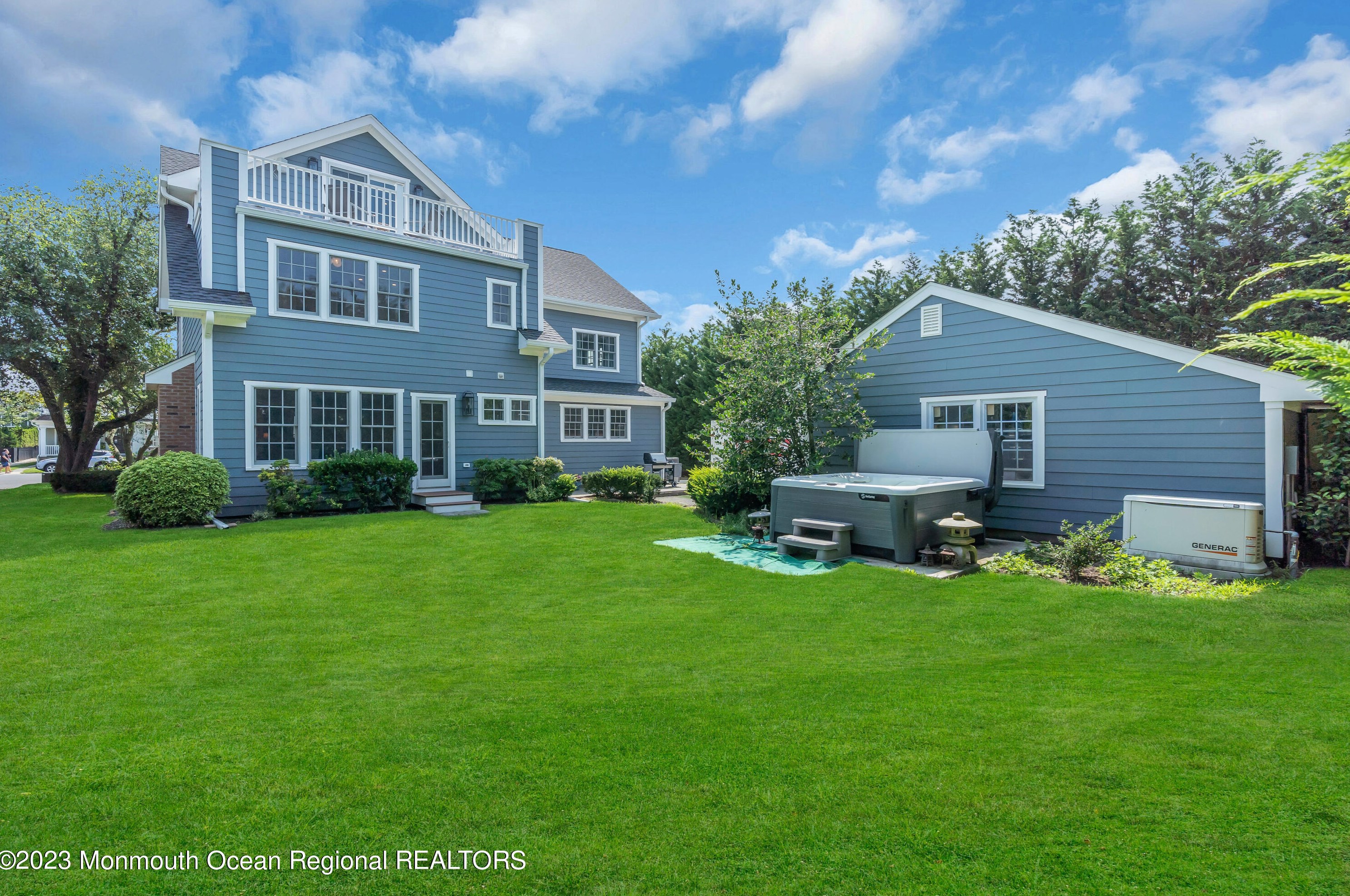 12 Atlantic Ave, Wall Township NJ 08736-1202 exterior