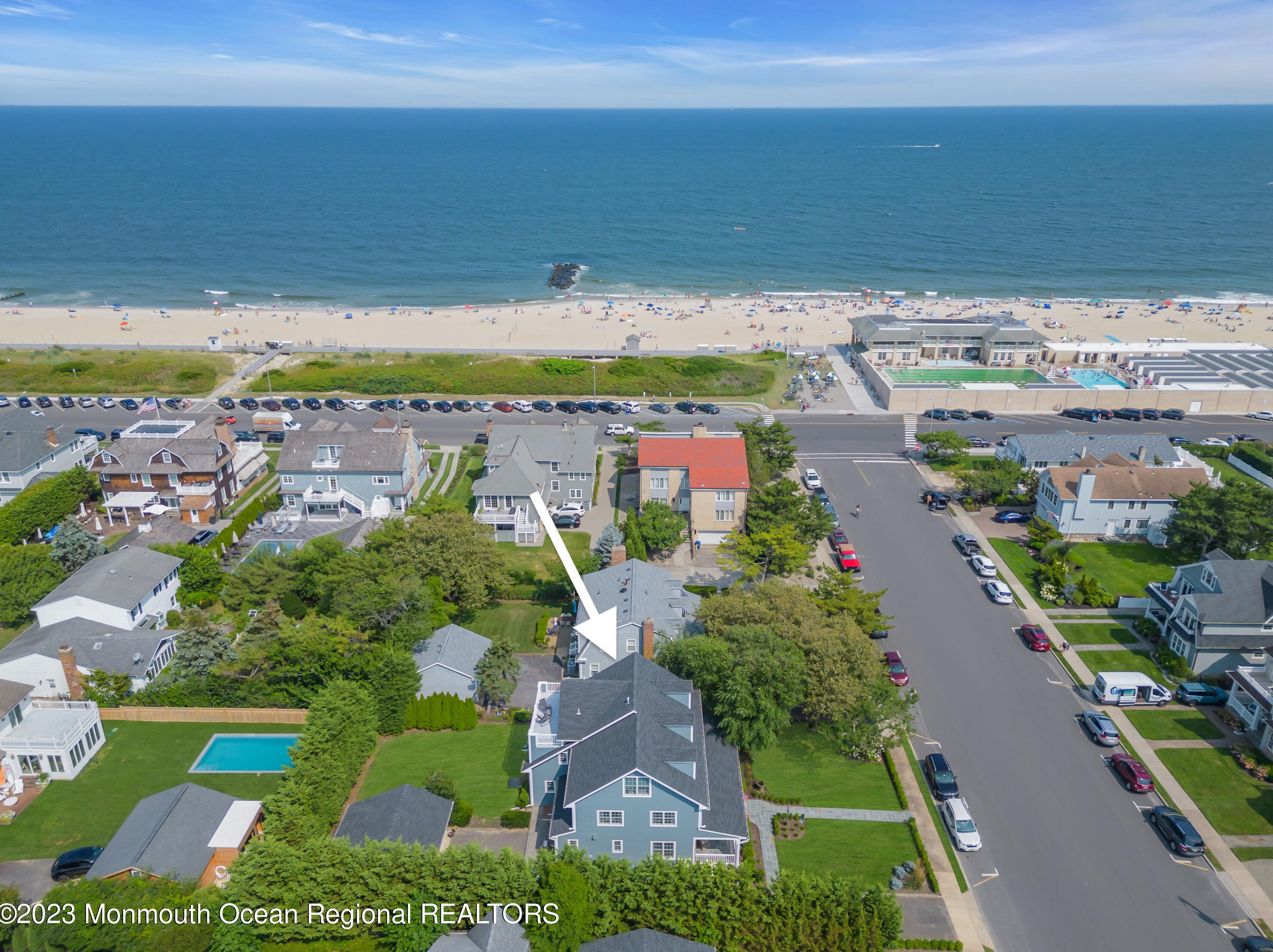 12 Atlantic Ave, Wall Township NJ 08736-1202 exterior