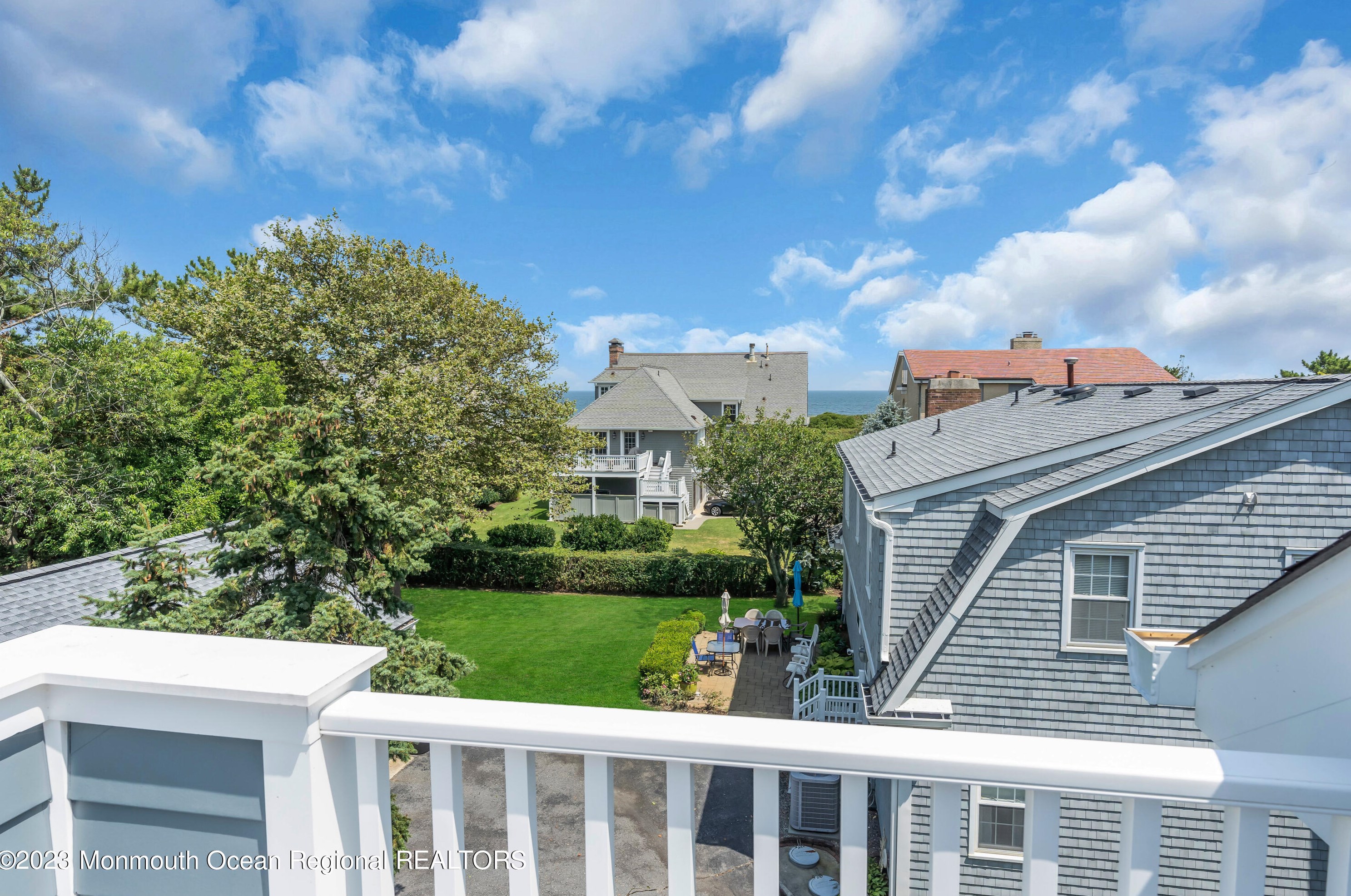 12 Atlantic Ave, Wall Township NJ 08736-1202 exterior