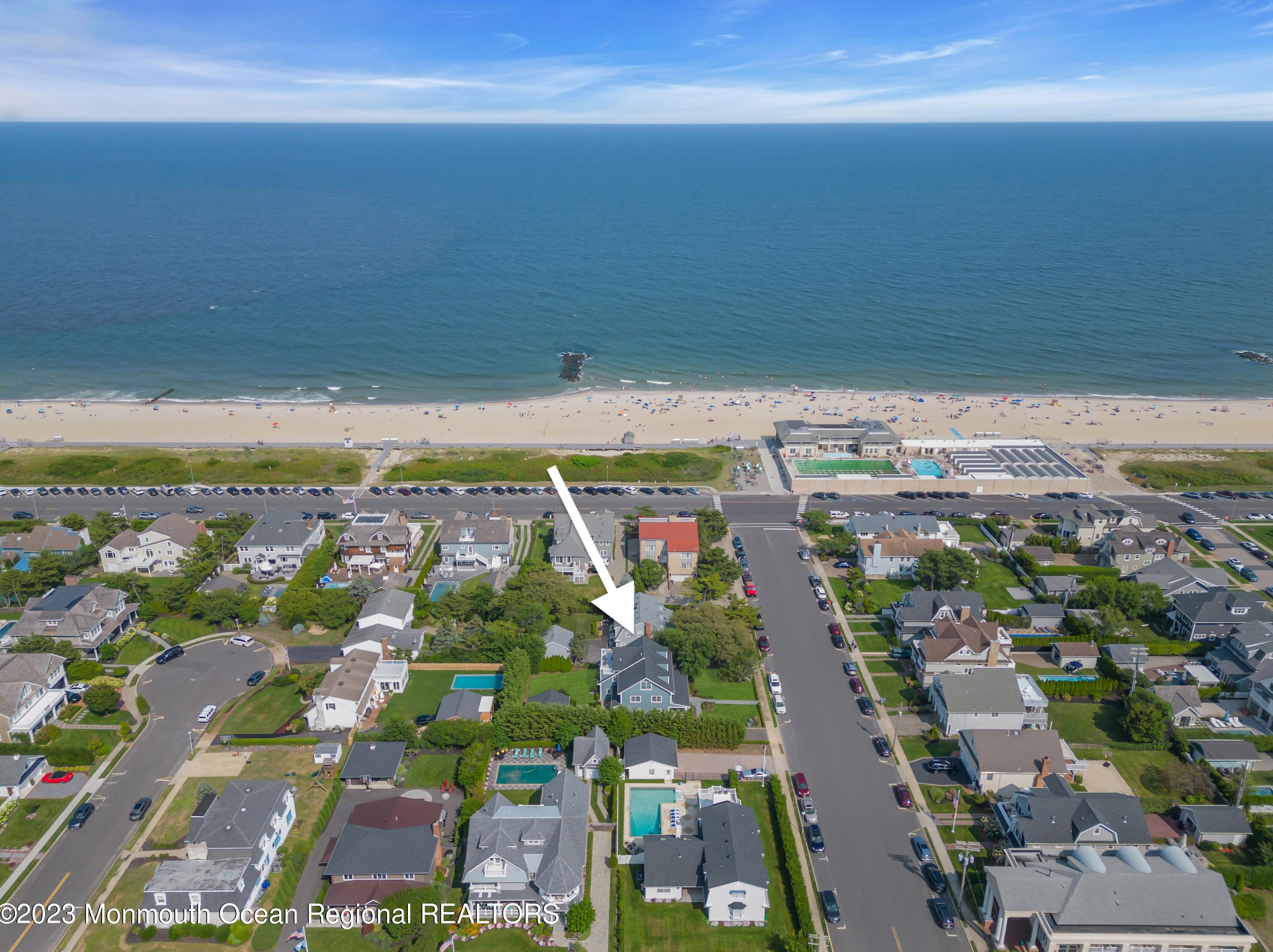 12 Atlantic Ave, Wall Township NJ 08736-1202 exterior