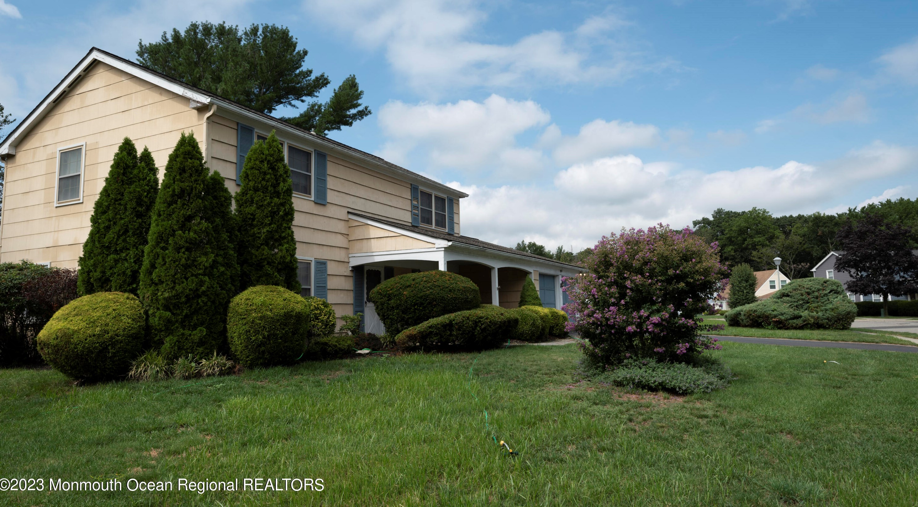 132 Fordham Dr, Matawan, NJ 07747
