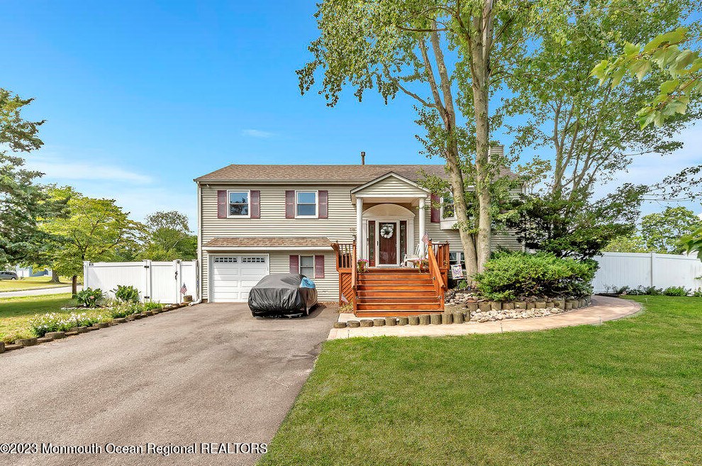1030 Goose Creek Rd, Toms River, NJ 08753-3790
