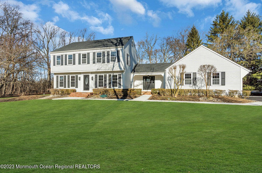 35 Pilgrim Way, Vanderburg, NJ 07722-1243