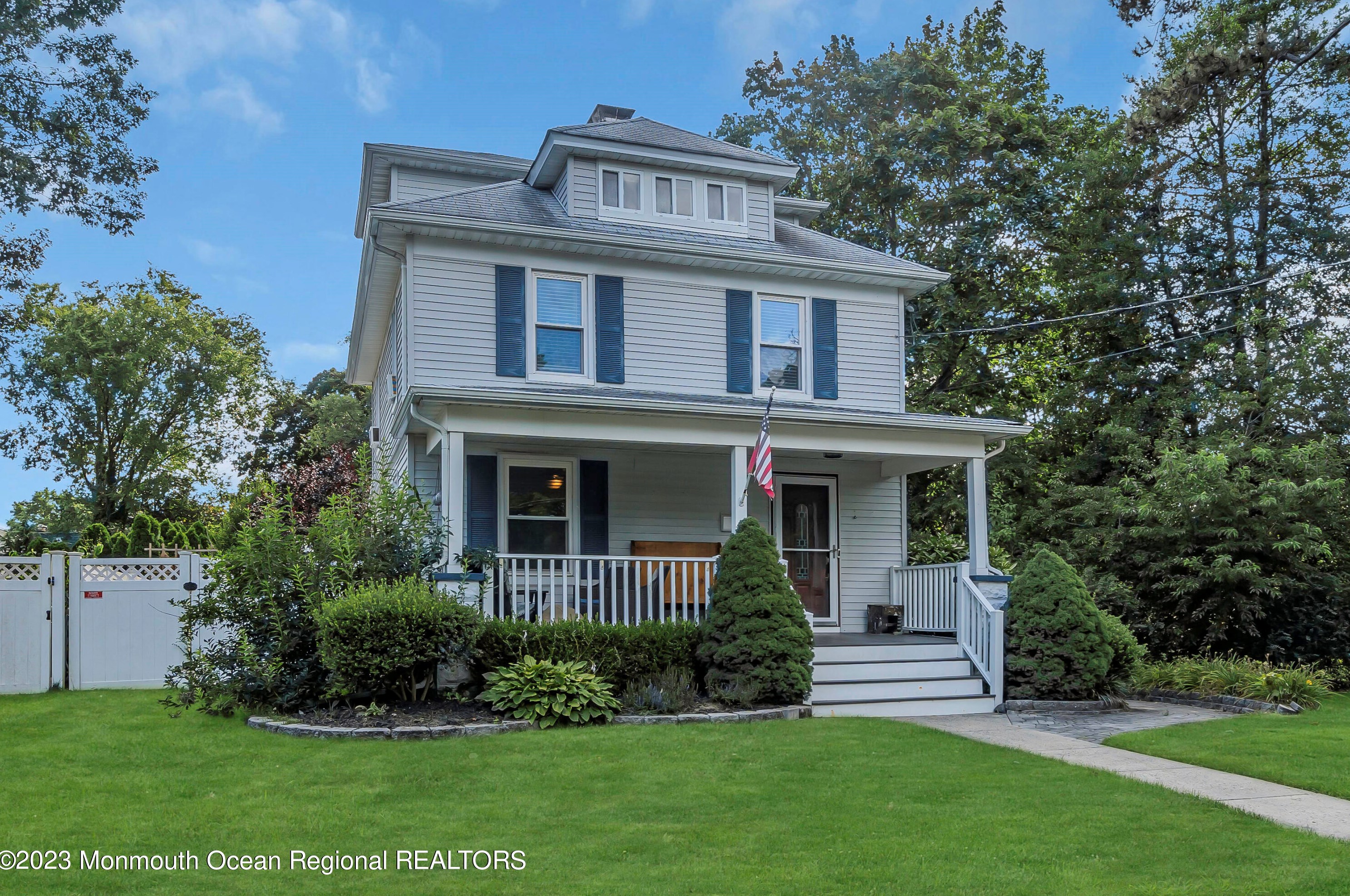 6 Schenck Ave, Matawan, NJ 07747-3307