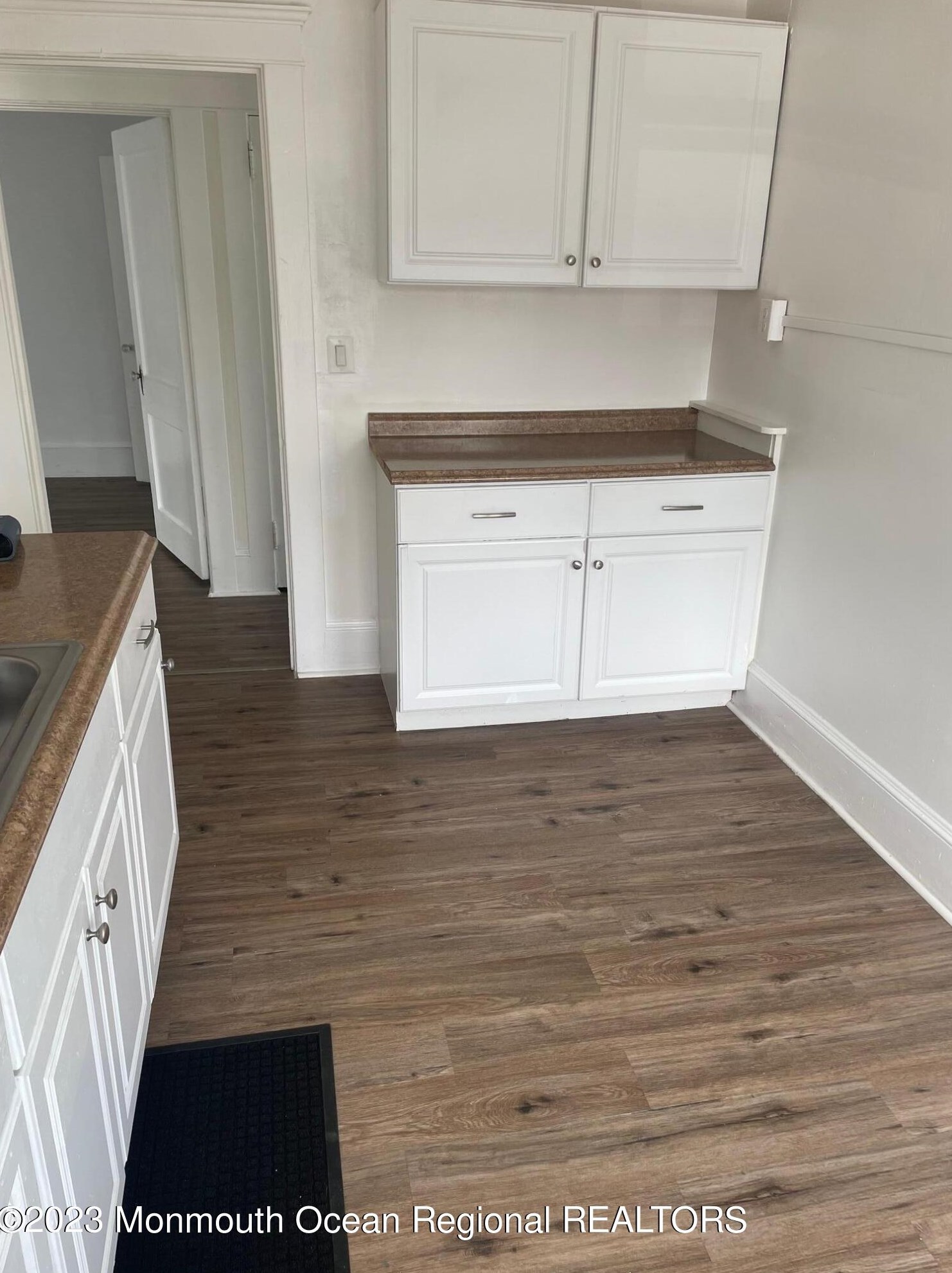 260 Main St, Matawan NJ  07747-3224 exterior