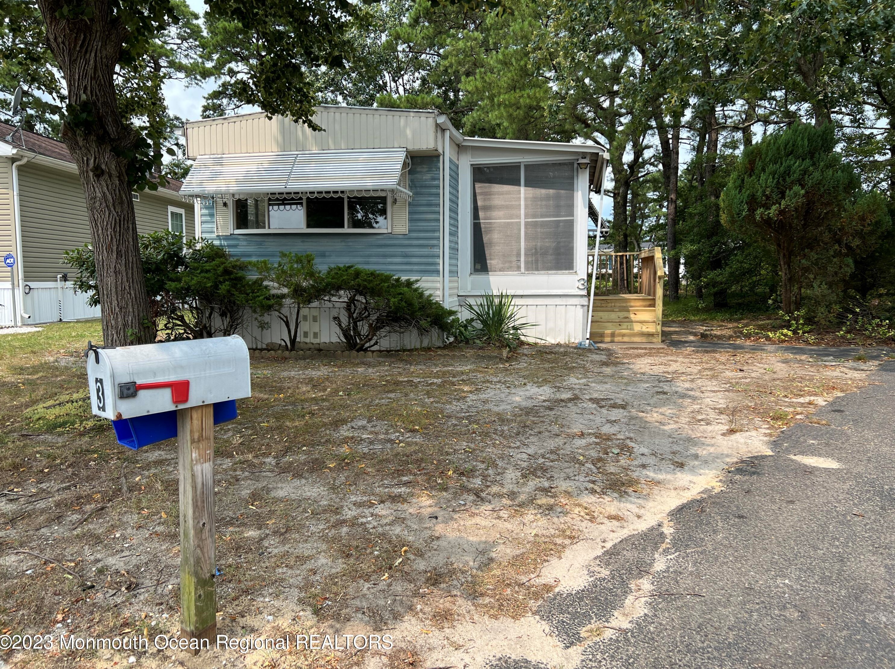 3 Ermine Ct, Lakehurst, NJ 08759