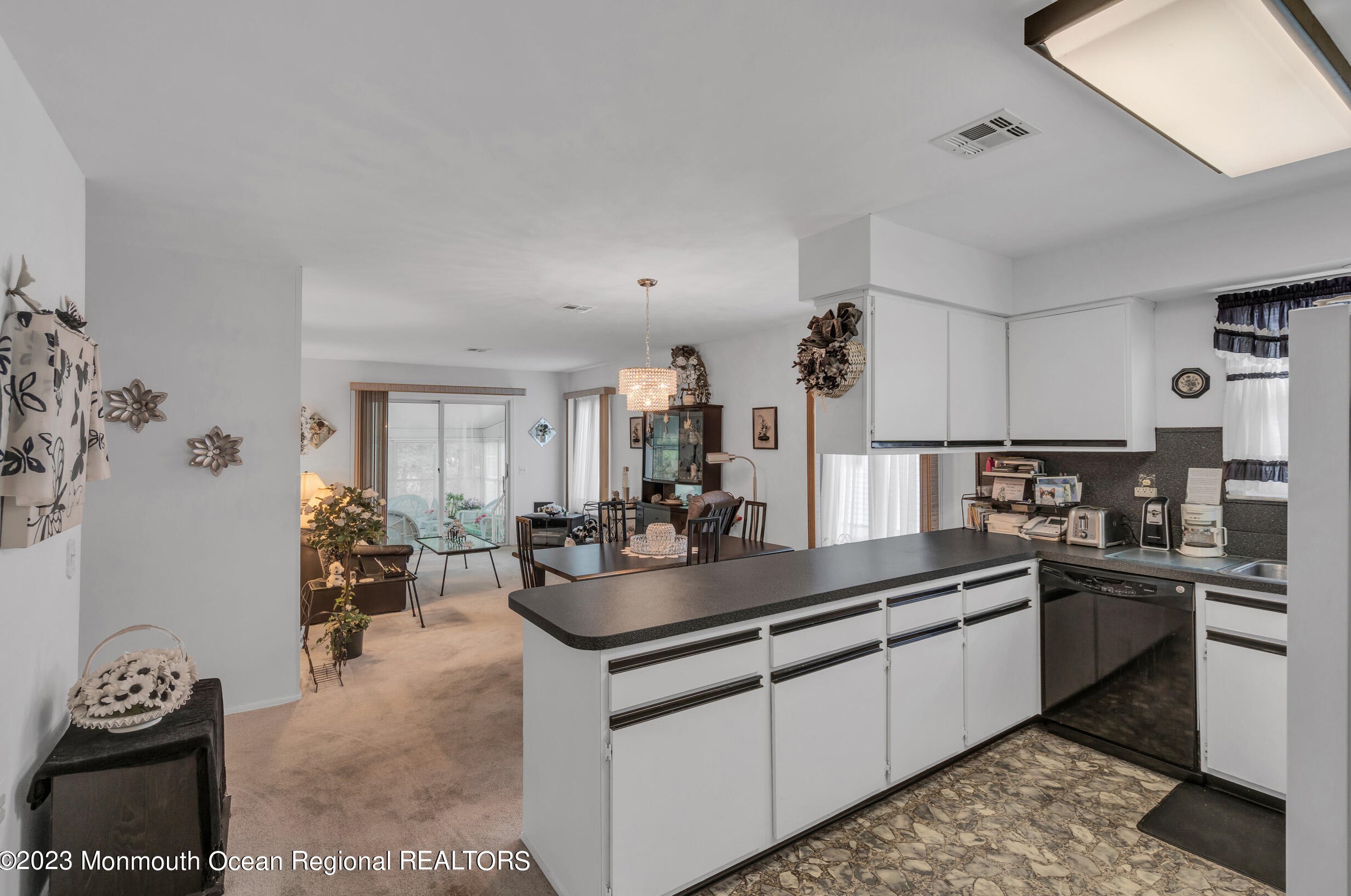 32 Exitir St, Toms River NJ 08757-5922 exterior