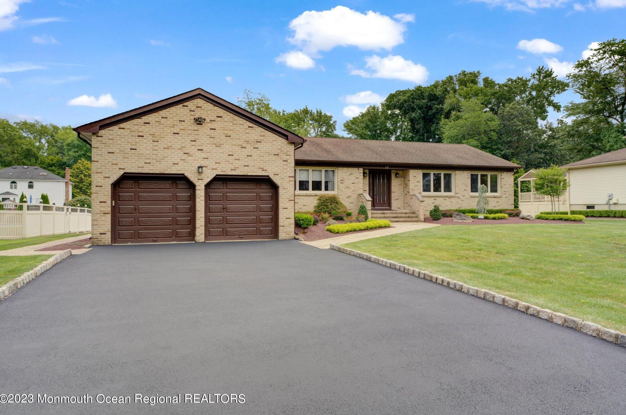 12 Jared Ln, Millstone Township, NJ 07726-3664