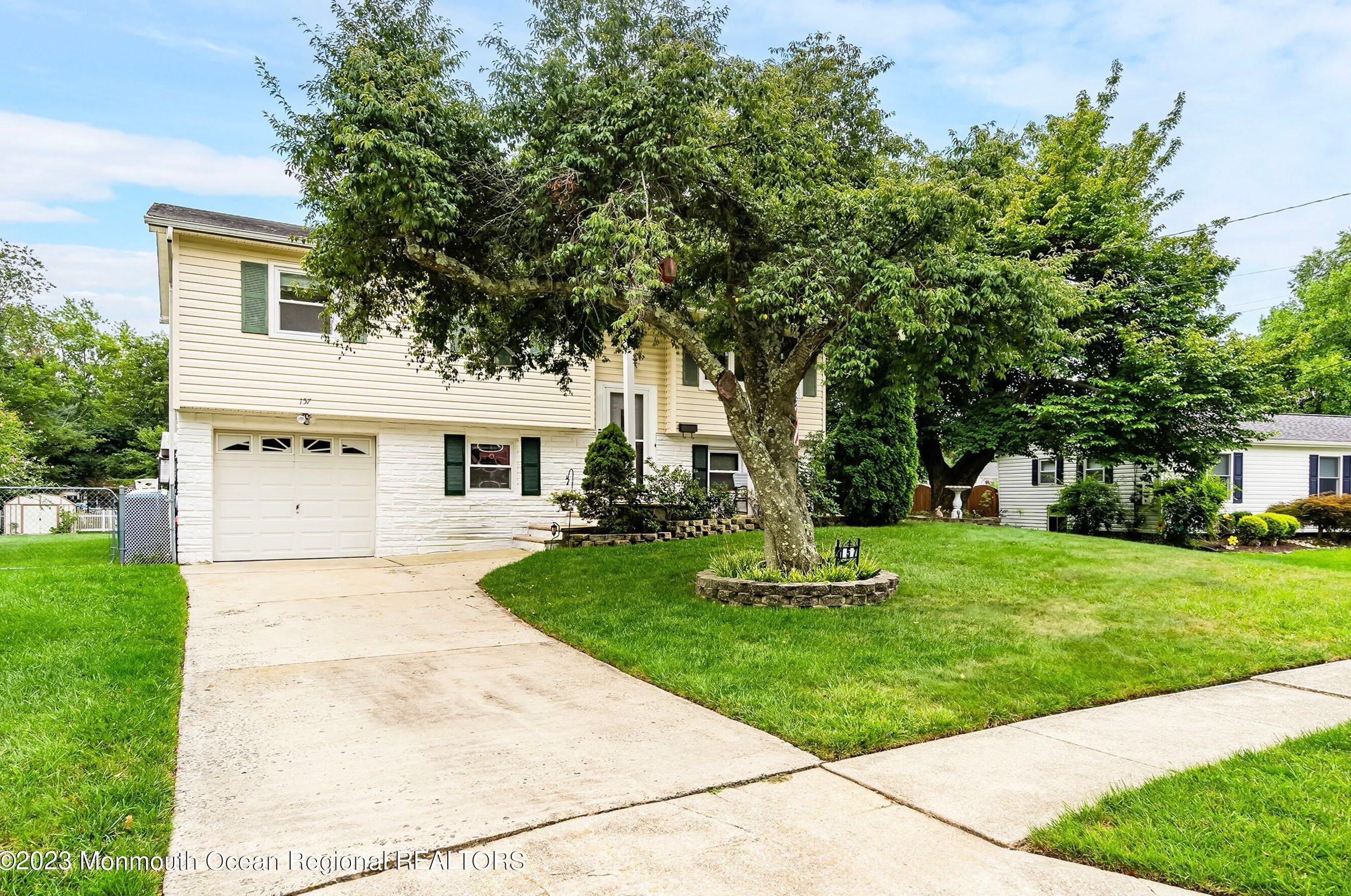 157 Susan Dr, Jackson Twp, NJ 08527