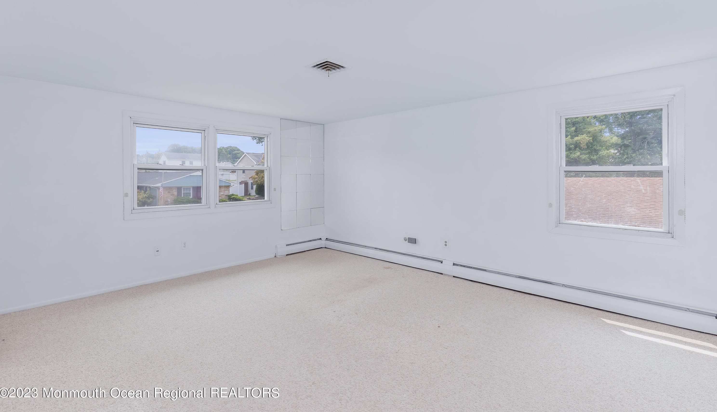 84 Ivy Way, Matawan NJ 07747-1730 exterior