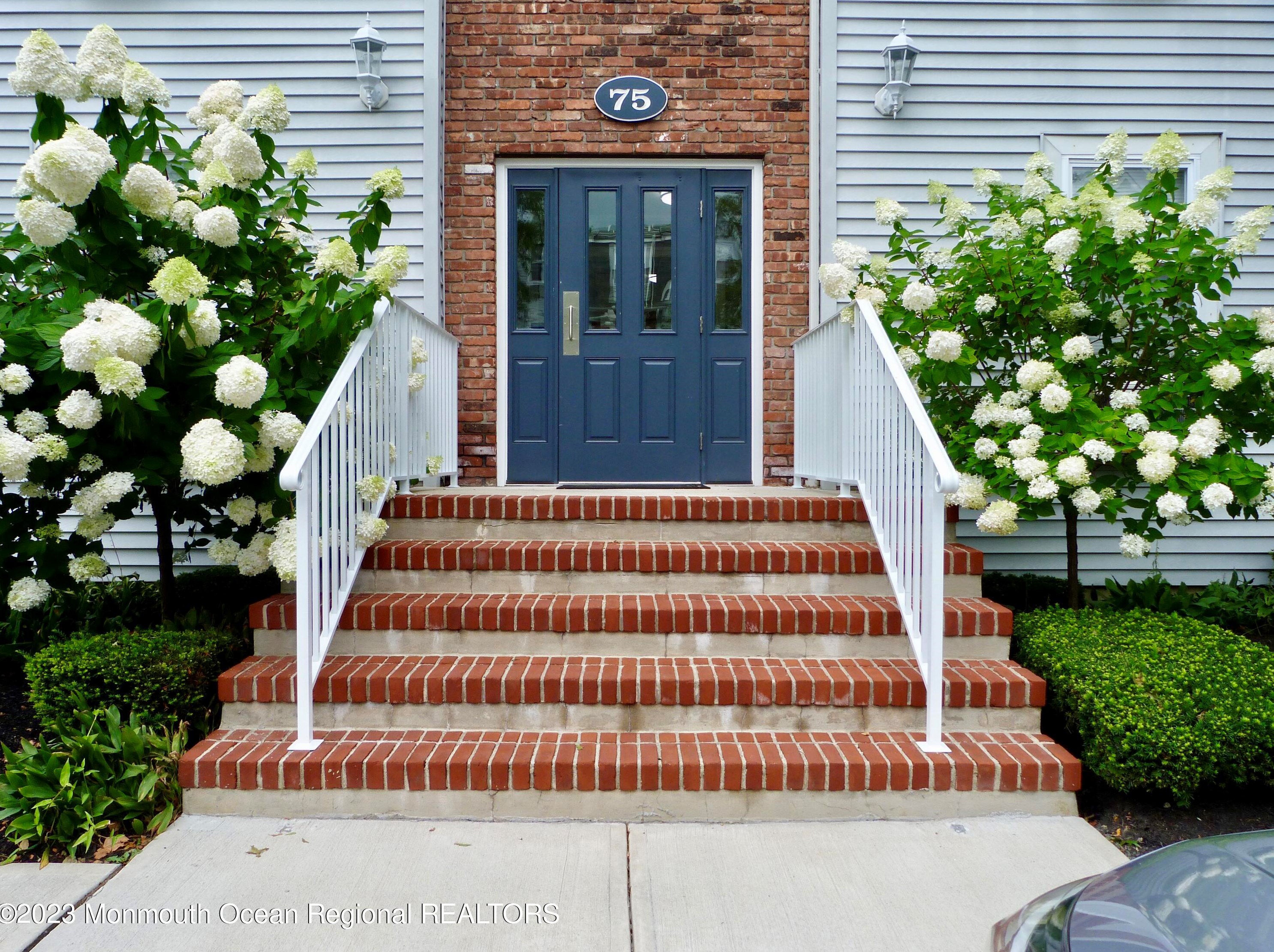 75 Whitefield Ave #416, Ocean Grove, NJ 07756