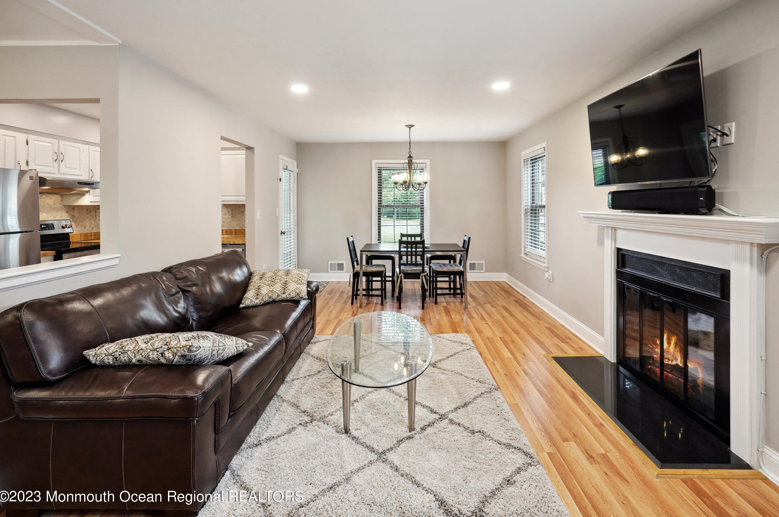 507 Wellington Pl, Matawan, NJ 07747-1921