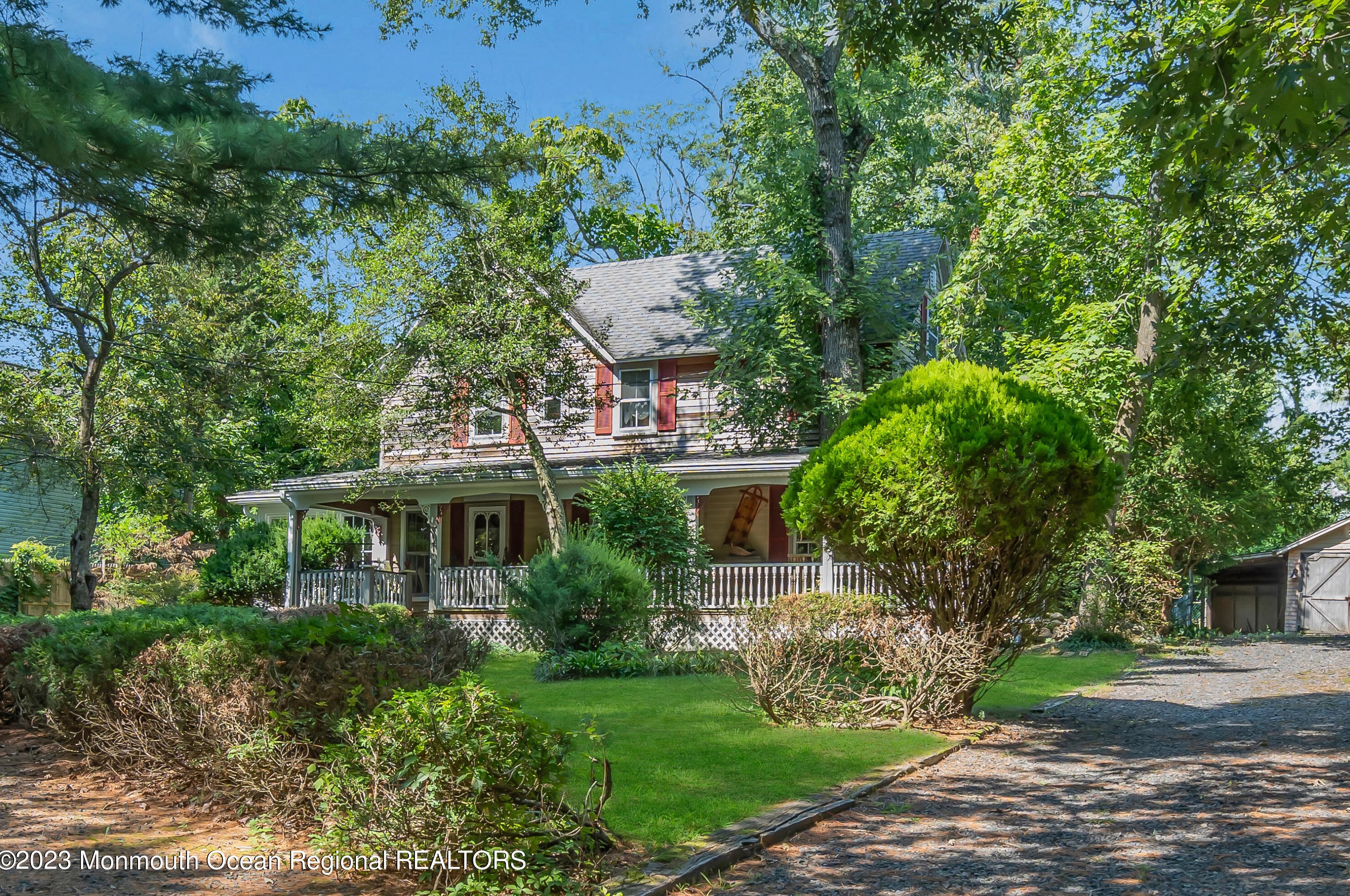 556 Hill Rd, Toms River, NJ 08753-5659