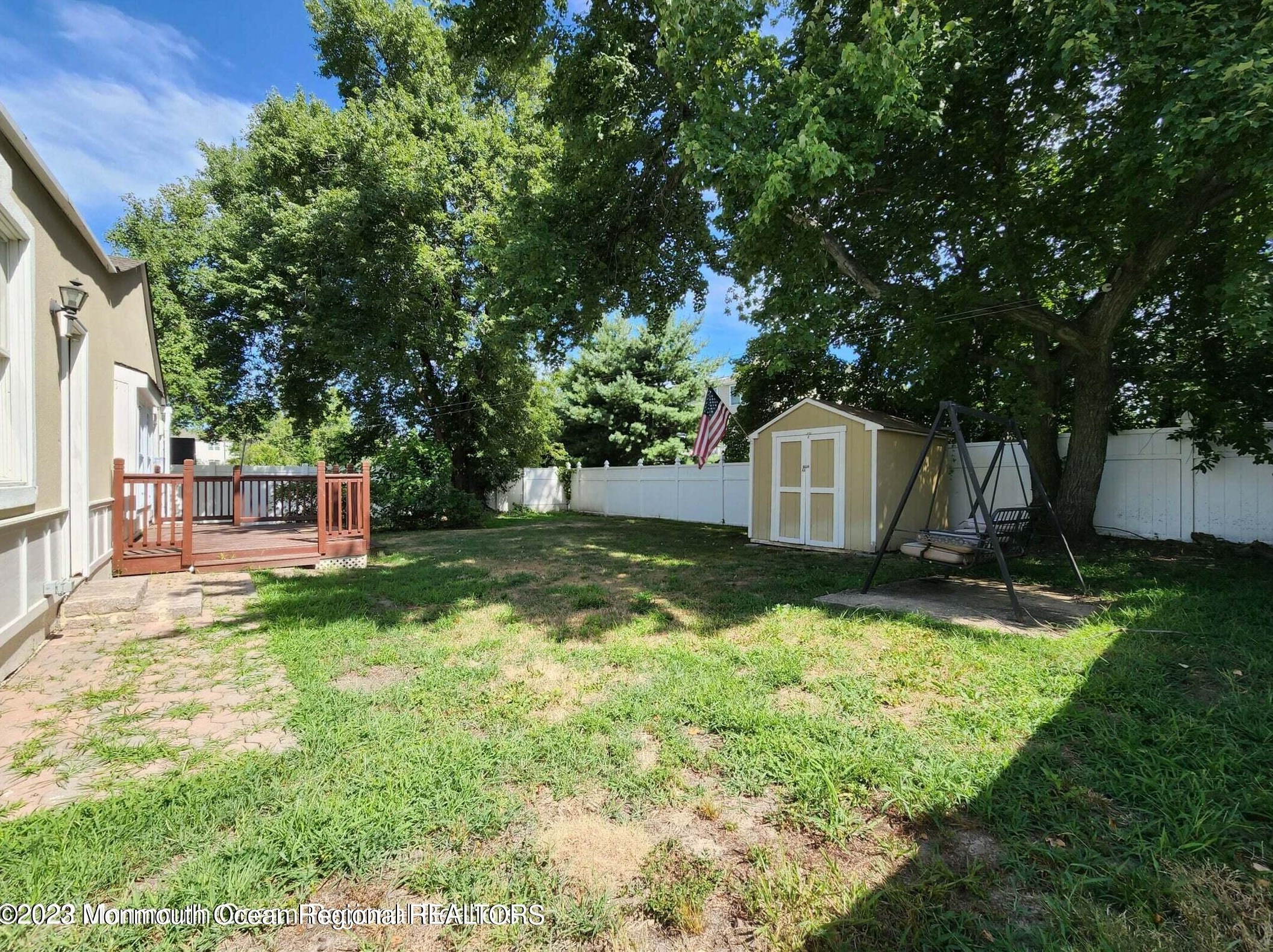 60 Salem Pl, Cliffwood, NJ 07721