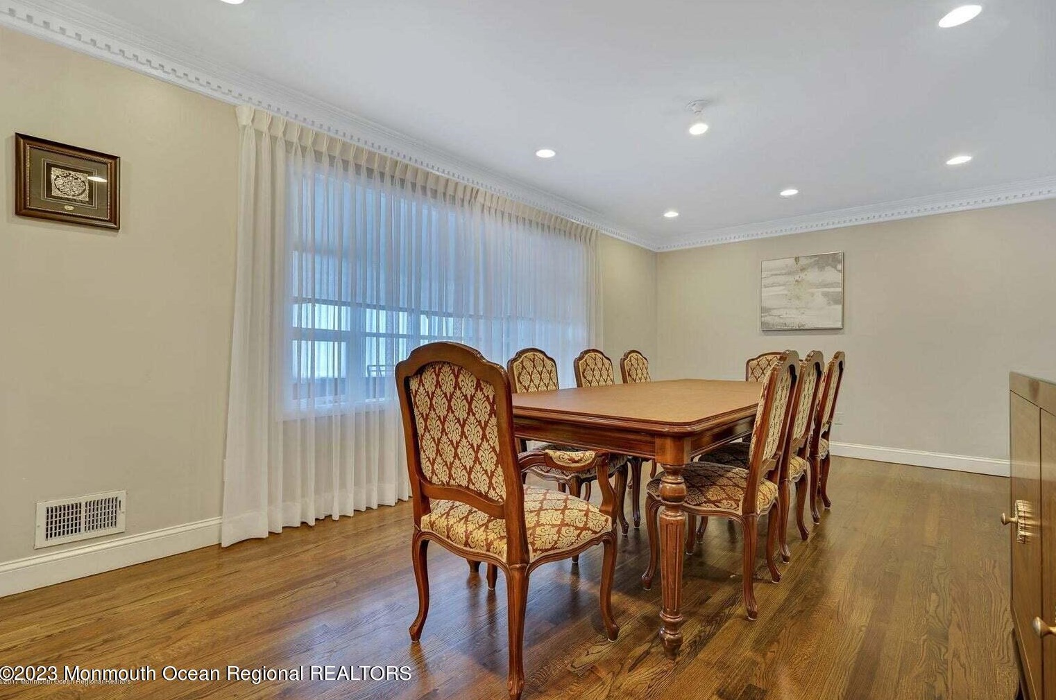 124 Yale Dr, Lakewood, NJ 08701