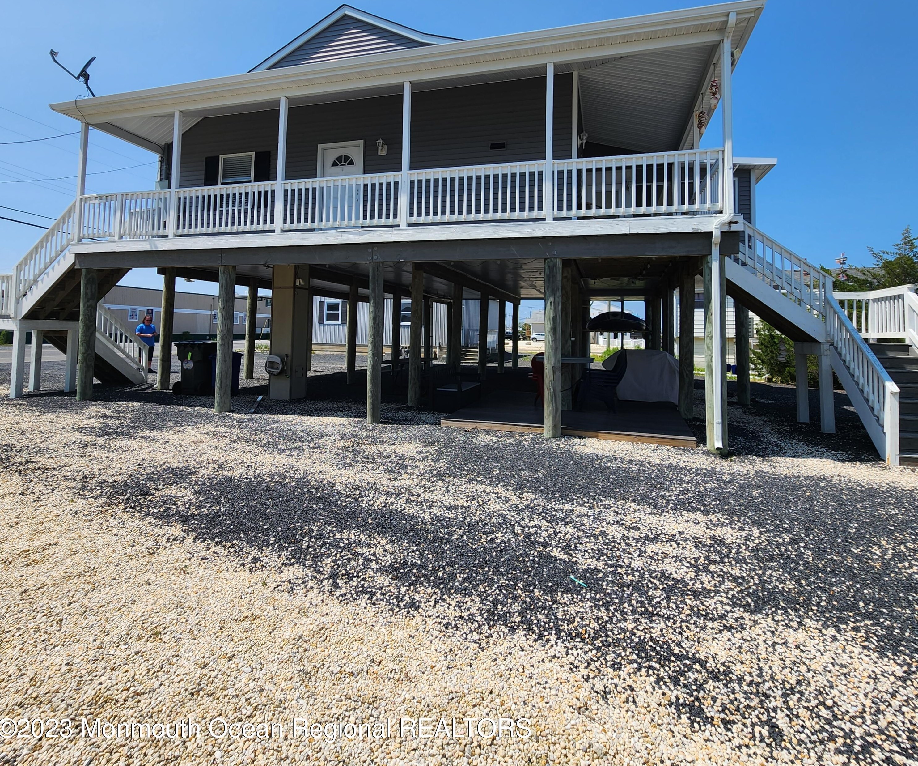 1019 S Green St, Tuckerton, NJ 08087