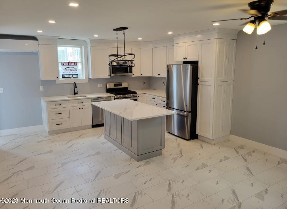 192 Whitehead Ave, South River, NJ 08882