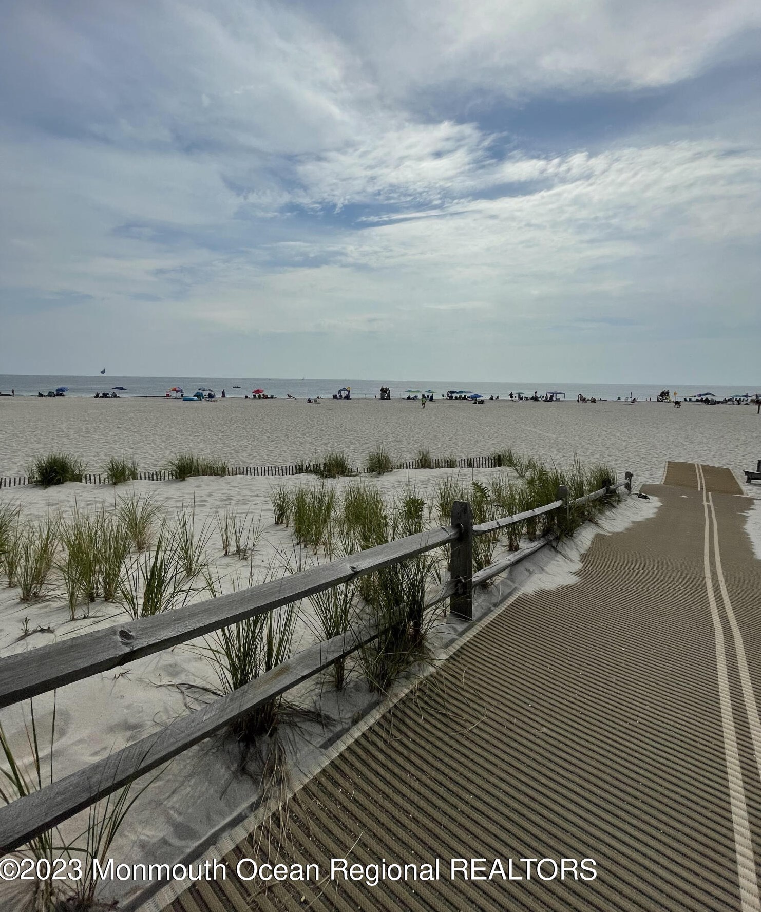 12 E Barnegat Way, Lavallette, NJ 08735