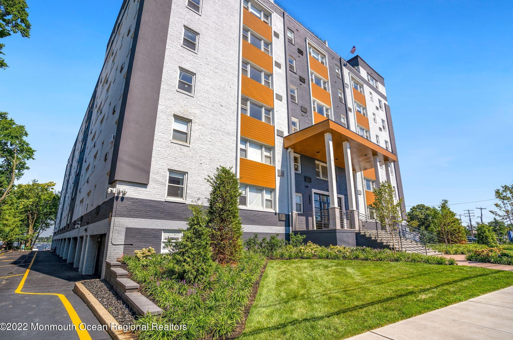 122-5d Bodman Pl, Tinton Falls, NJ 07701