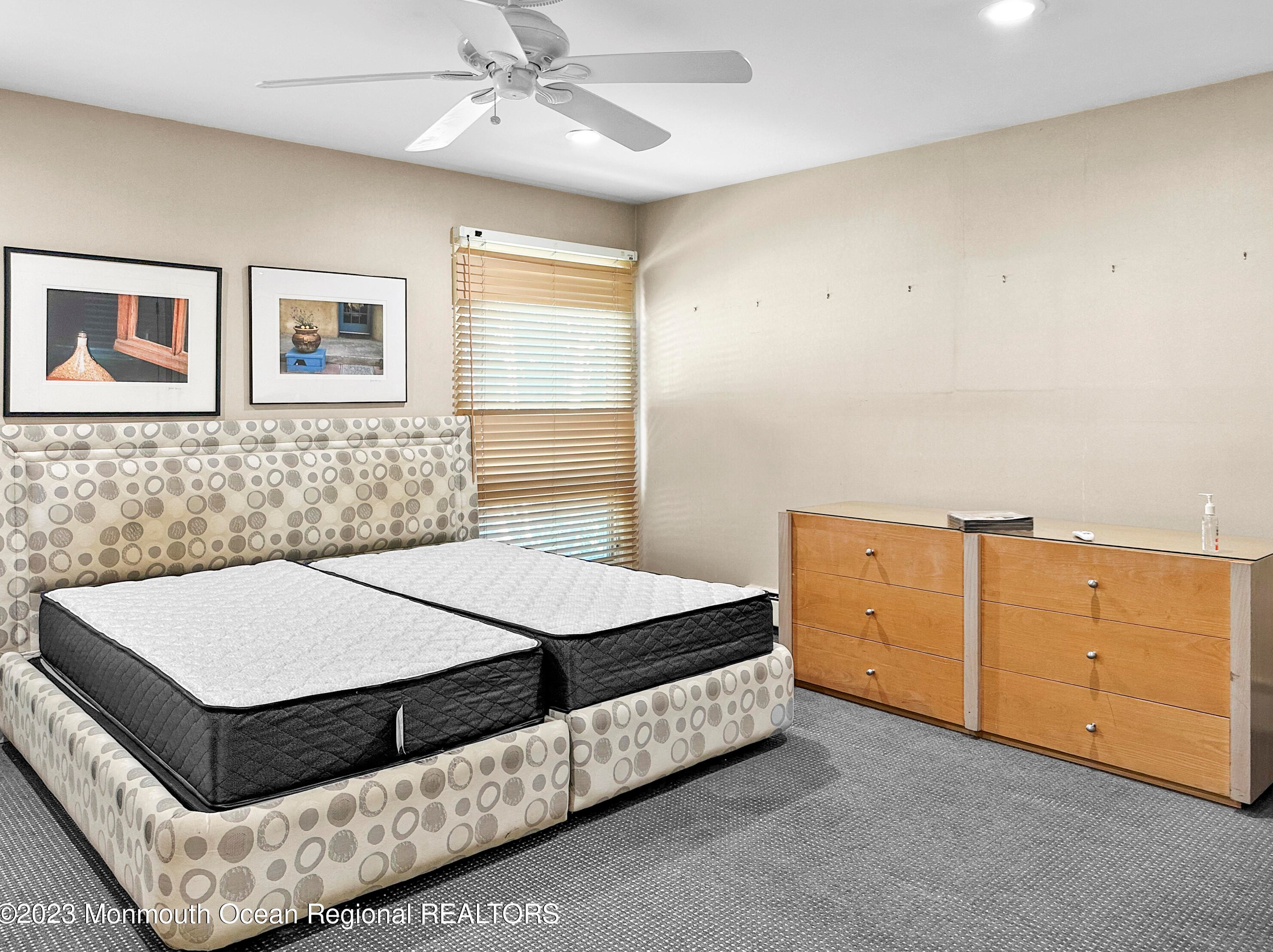 208 Maplewood Ave, Oakhurst NJ 07755-1618 exterior