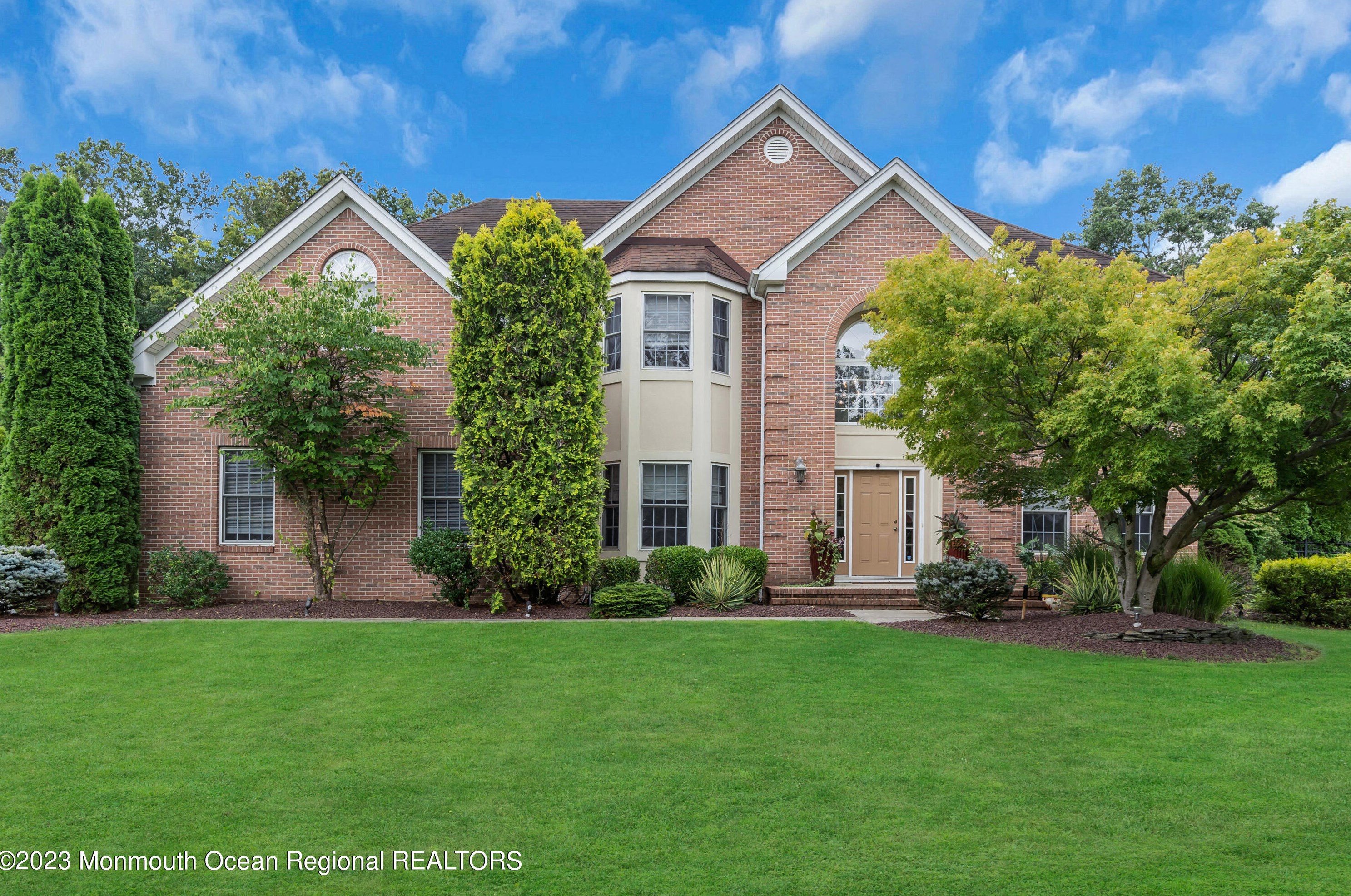 20 Round Hill Rd, Jackson Twp, NJ 08527