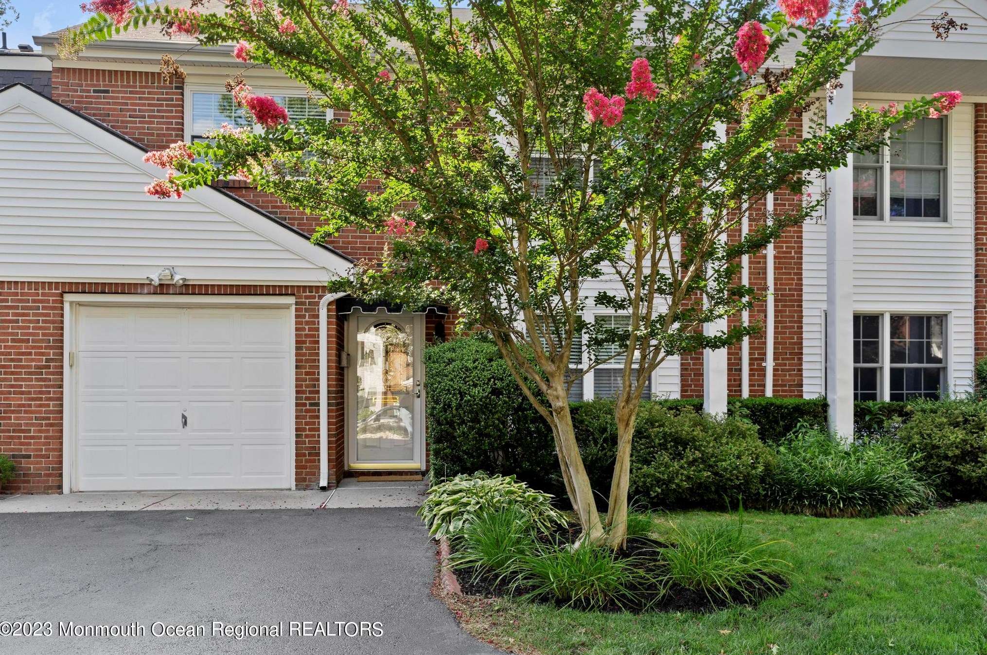 5 Rosewood Dr, Wall Township, NJ 07762-2146