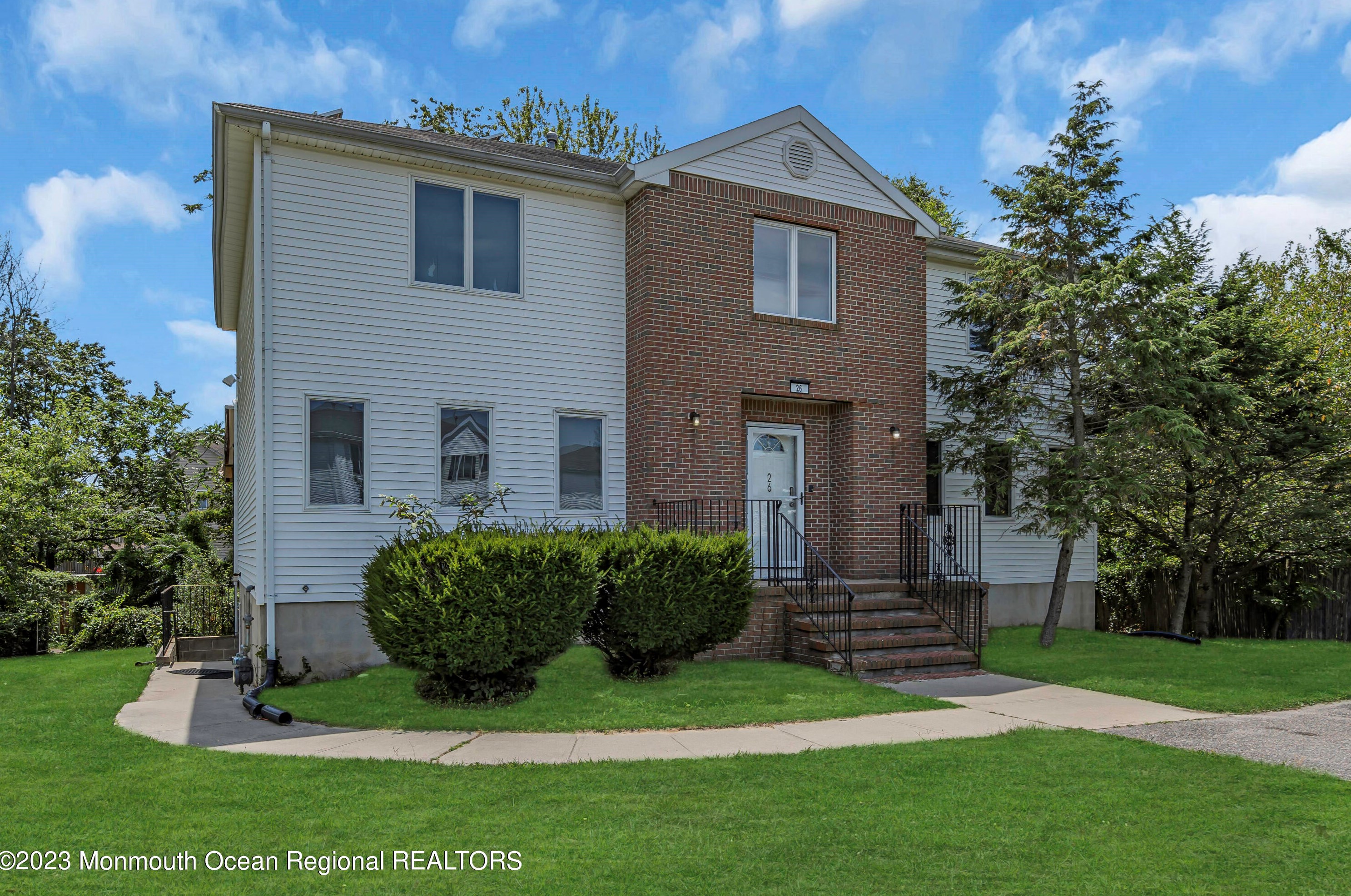 26 Dena Ct, Lakewood, NJ 08701