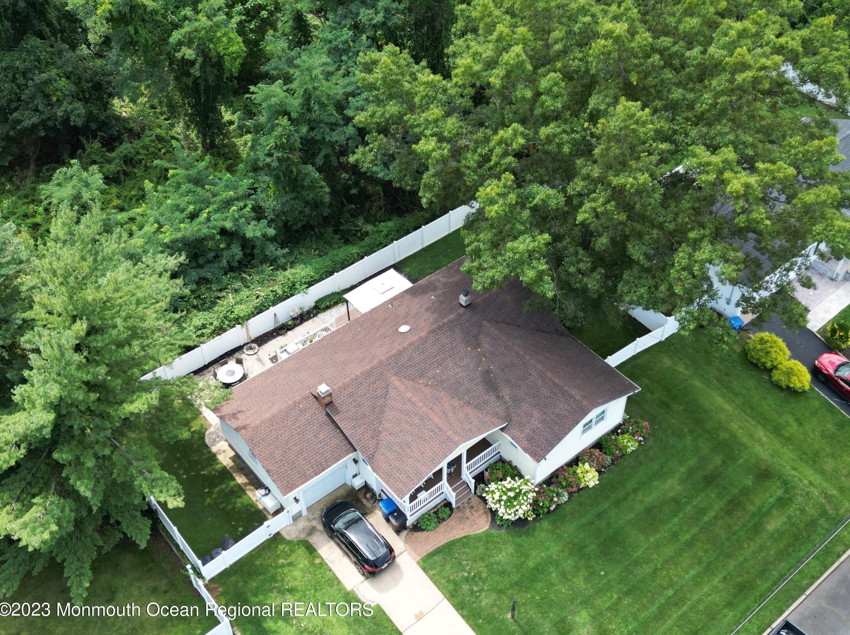504 Fox Ave, Belford, NJ 07718-1343