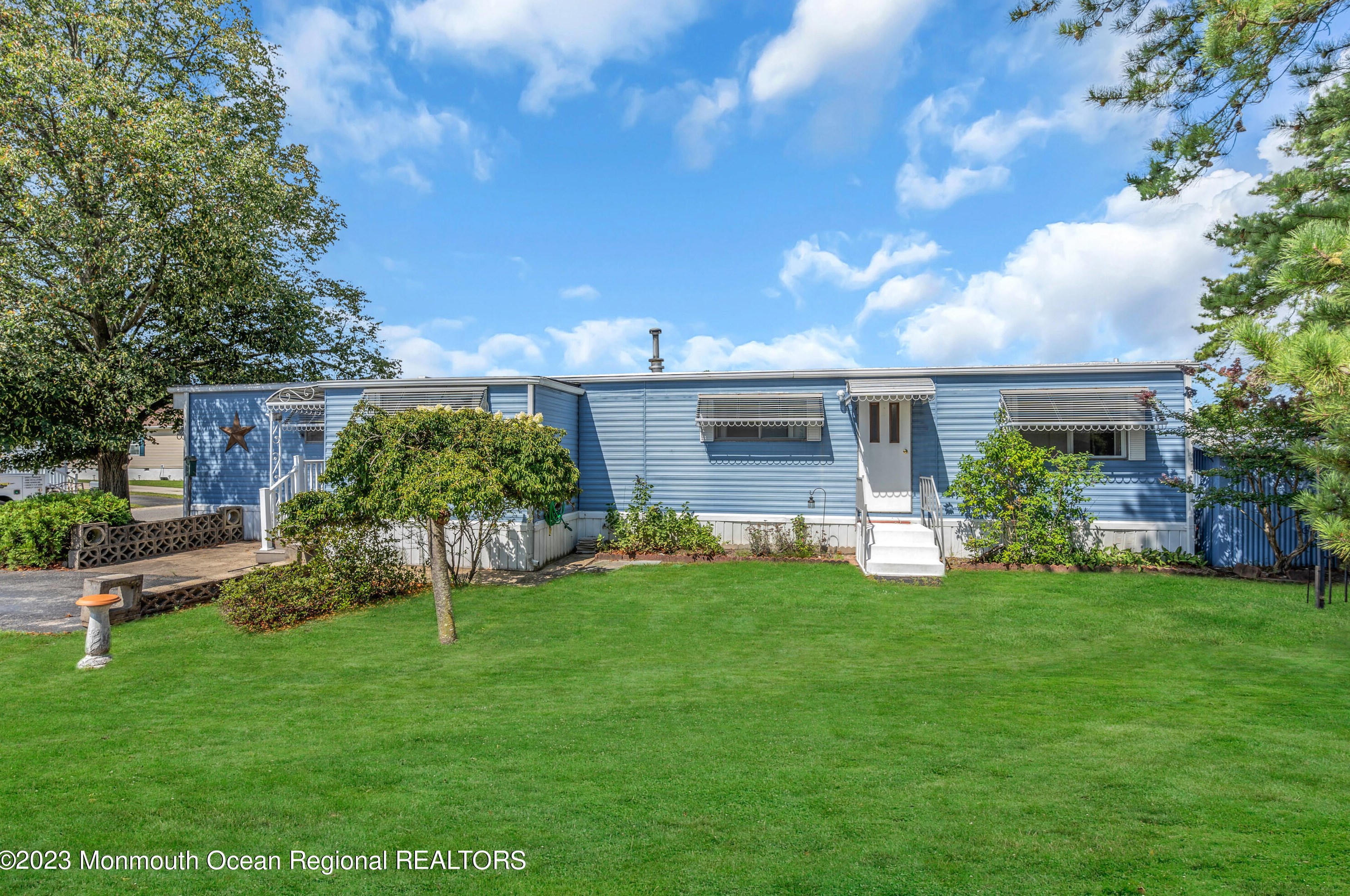 141 Woodchuck Pkwy, Lakehurst, NJ 08759