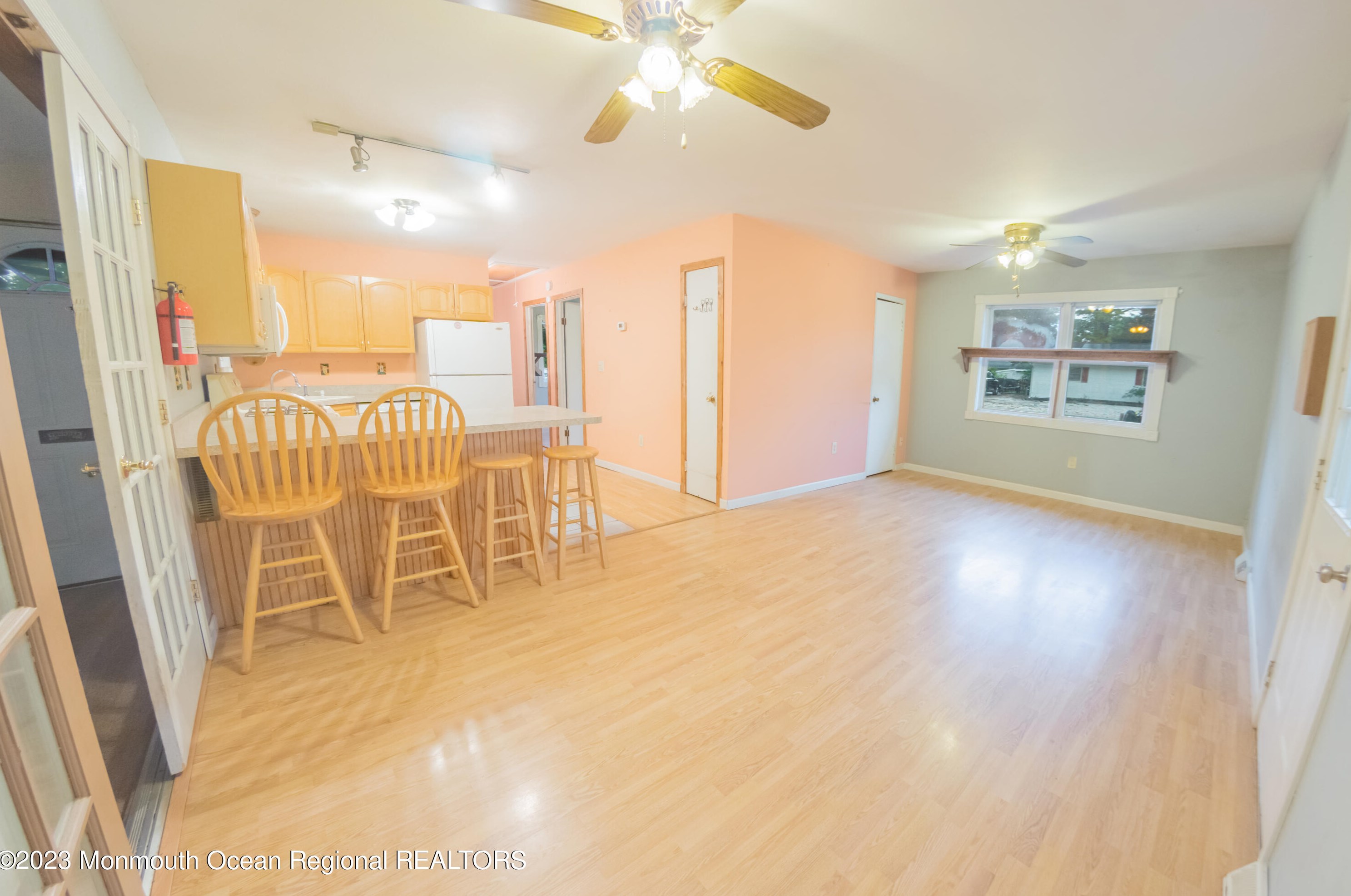 113 5 St, Barnegat Township NJ 08005-1217 exterior