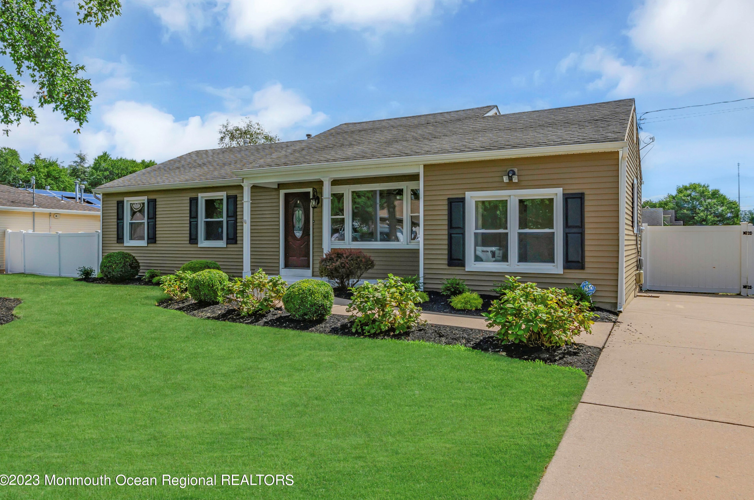 571 Martin Rd, Toms River, NJ 08753-6091