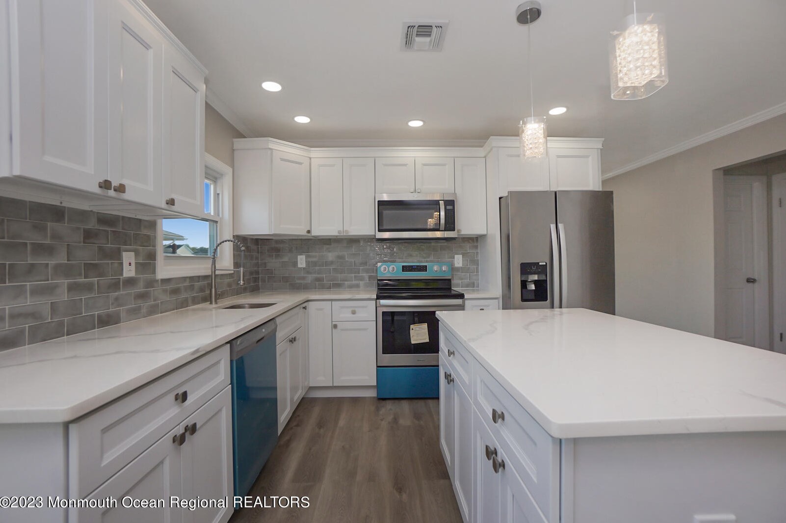 7 Andros St, Toms River NJ  08757-4247 exterior