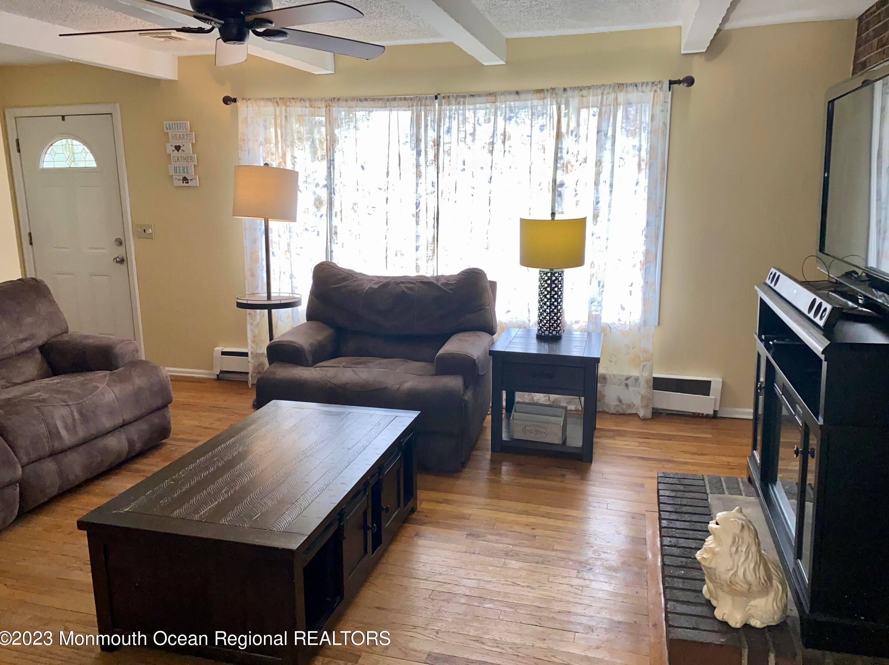 1237 Mizzen Ave, Beachwood NJ  08722-4413 exterior