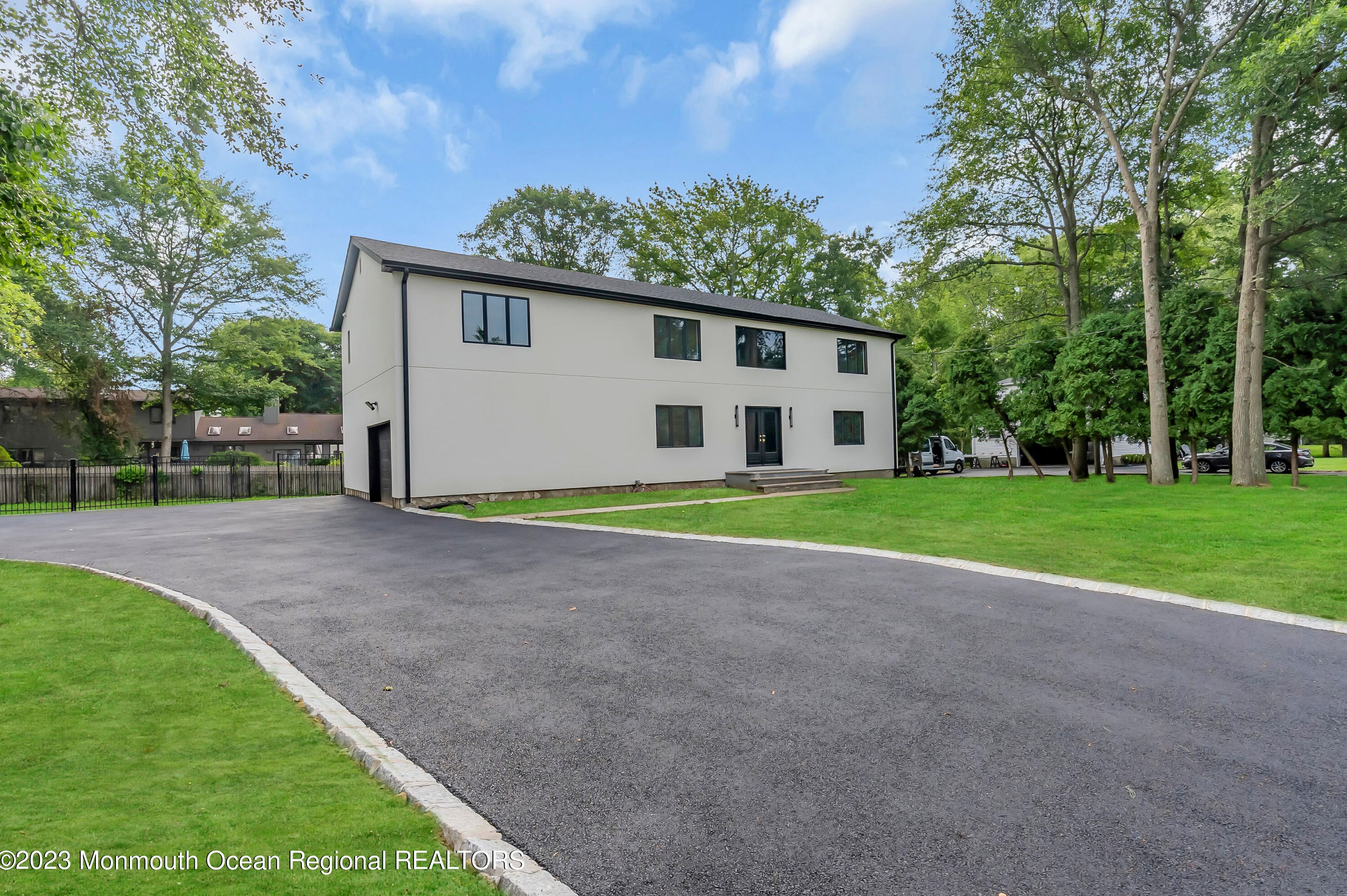 265 Whalepond Rd, Oakhurst NJ  07755-1543 exterior