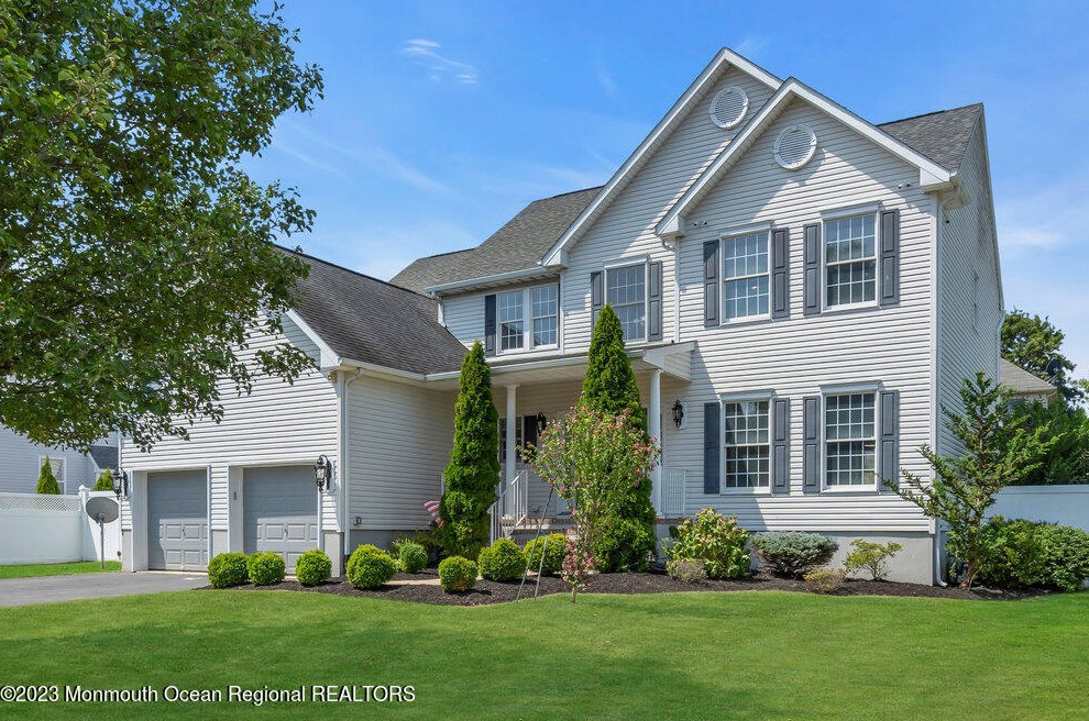 36 Sequoia Ct, Berkeley Township, NJ 08721