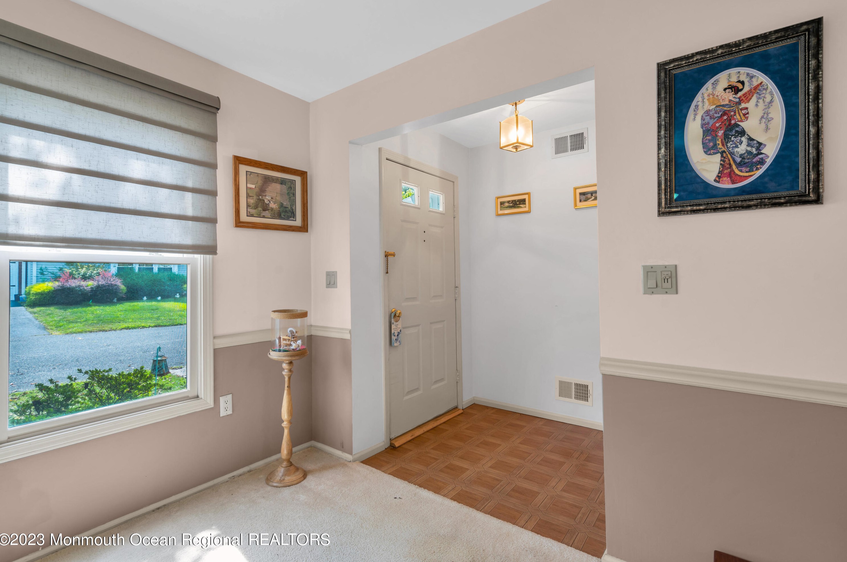 90 Chaucer Ct, Lakewood, NJ 08701