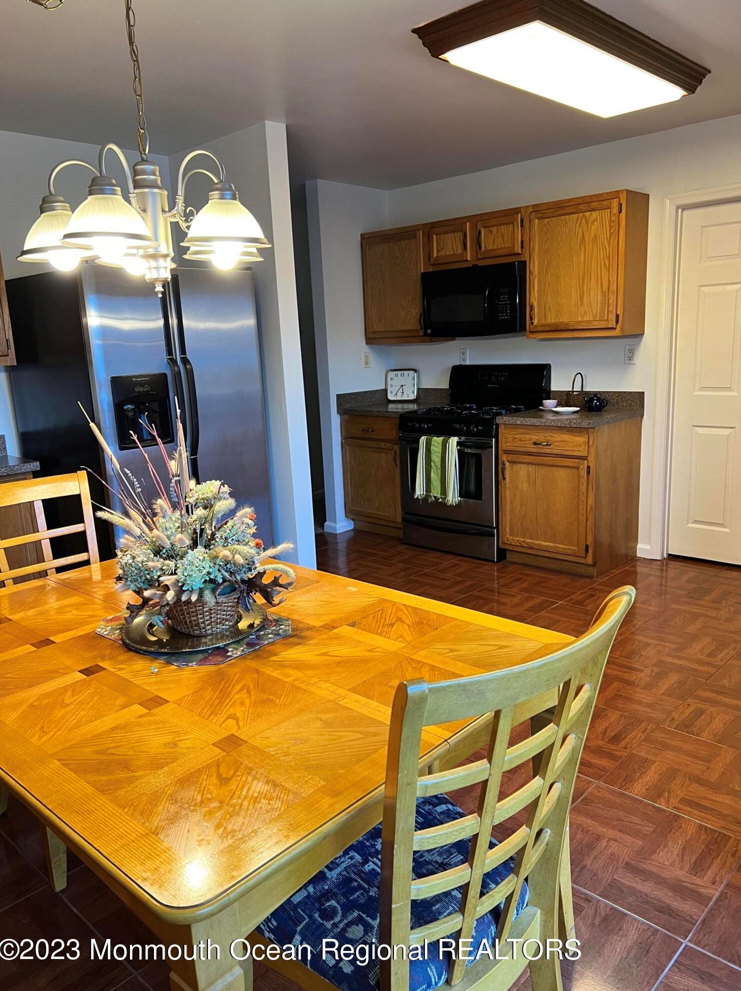 105 Arthur Ave, Waterford, NJ 08089