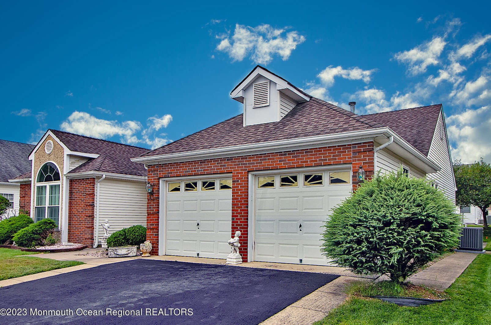 3 Maidstone Ct, Toms River, NJ 08757-6542
