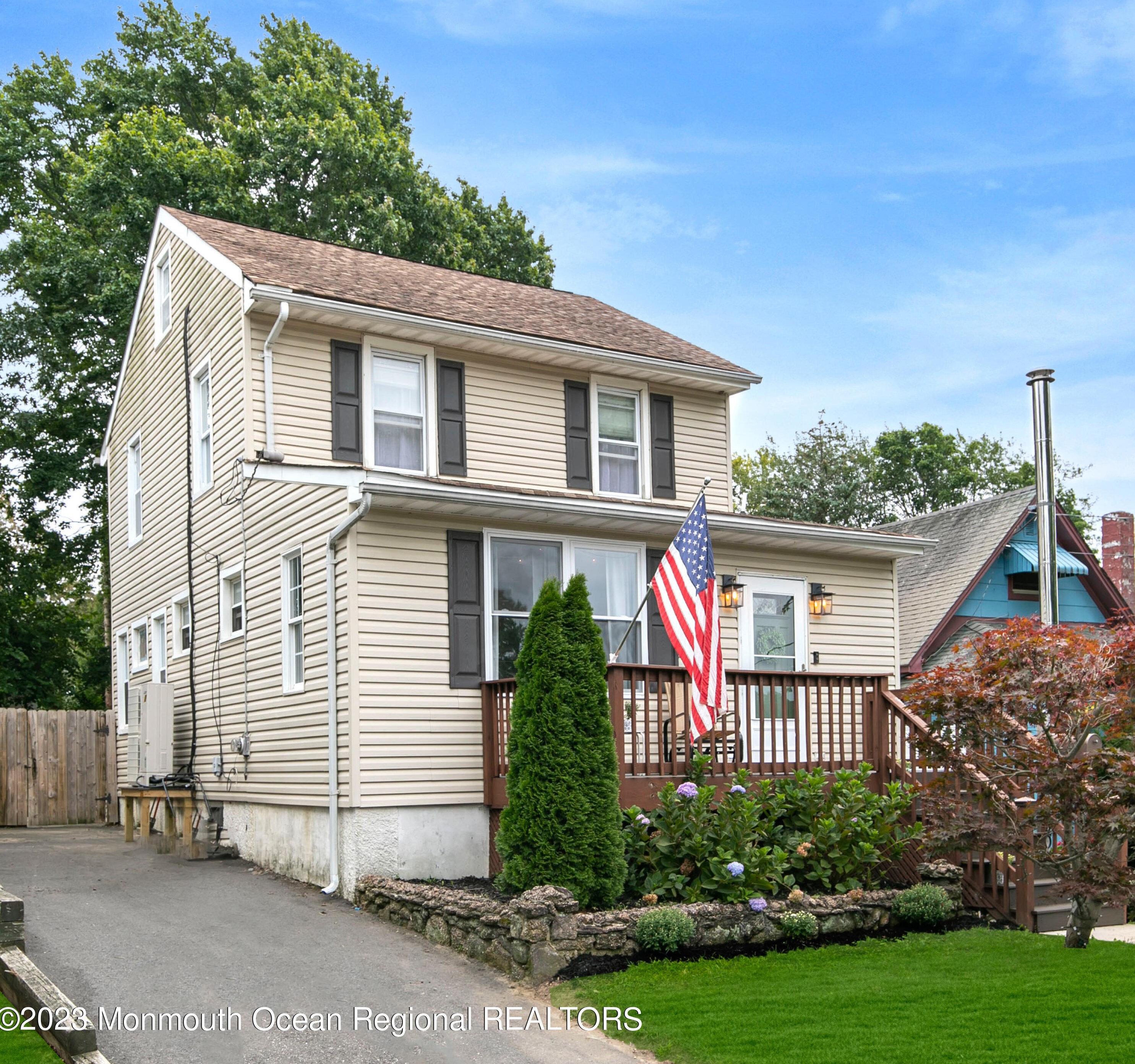 130 Chamone Ave, Leonardo, NJ 07737