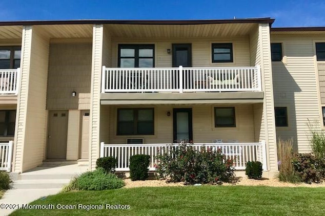 54 Wharfside Dr #54, Monmouth Beach, NJ 07750