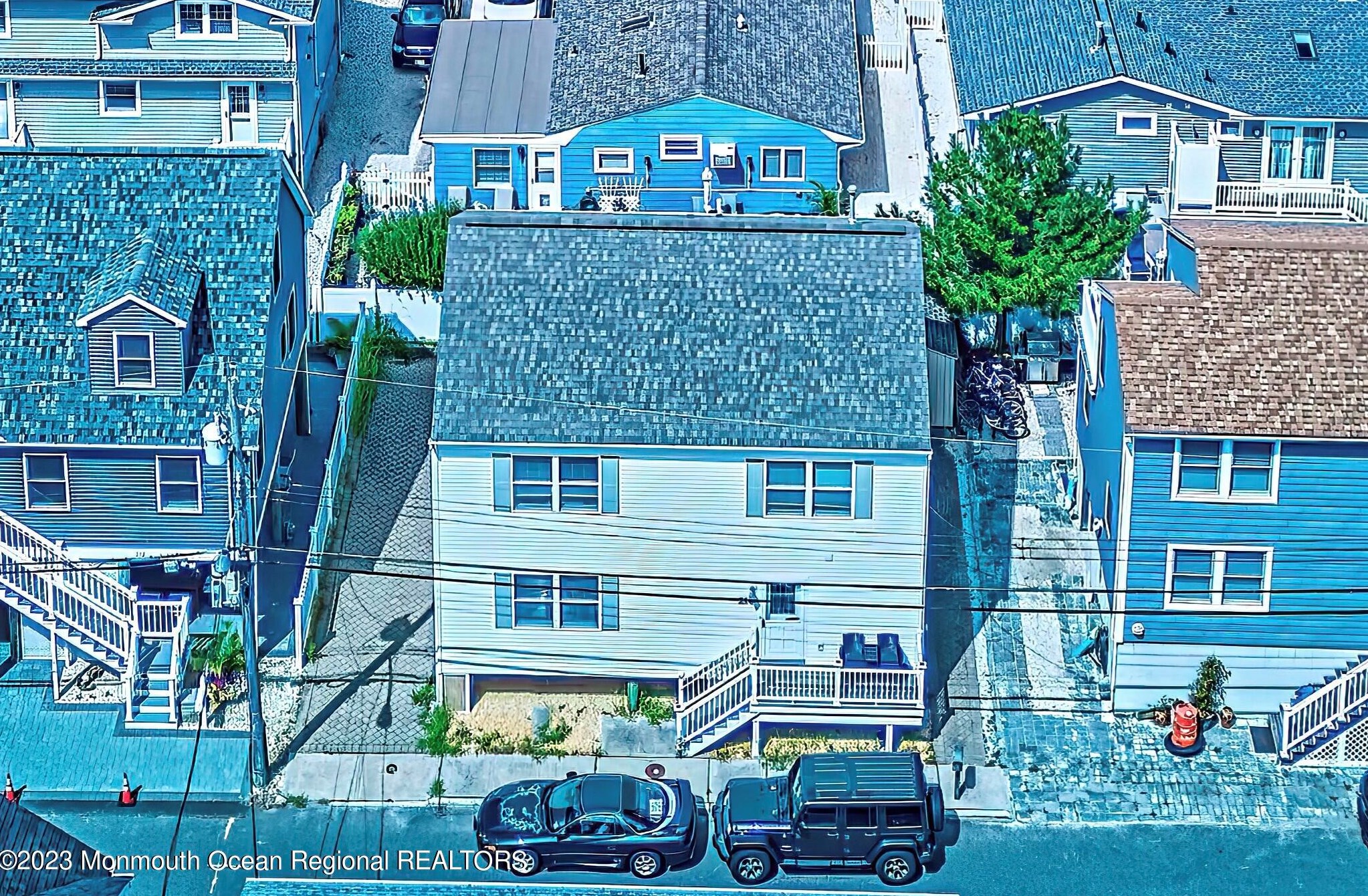 210 Kathryn St, Lavallette, NJ 08735