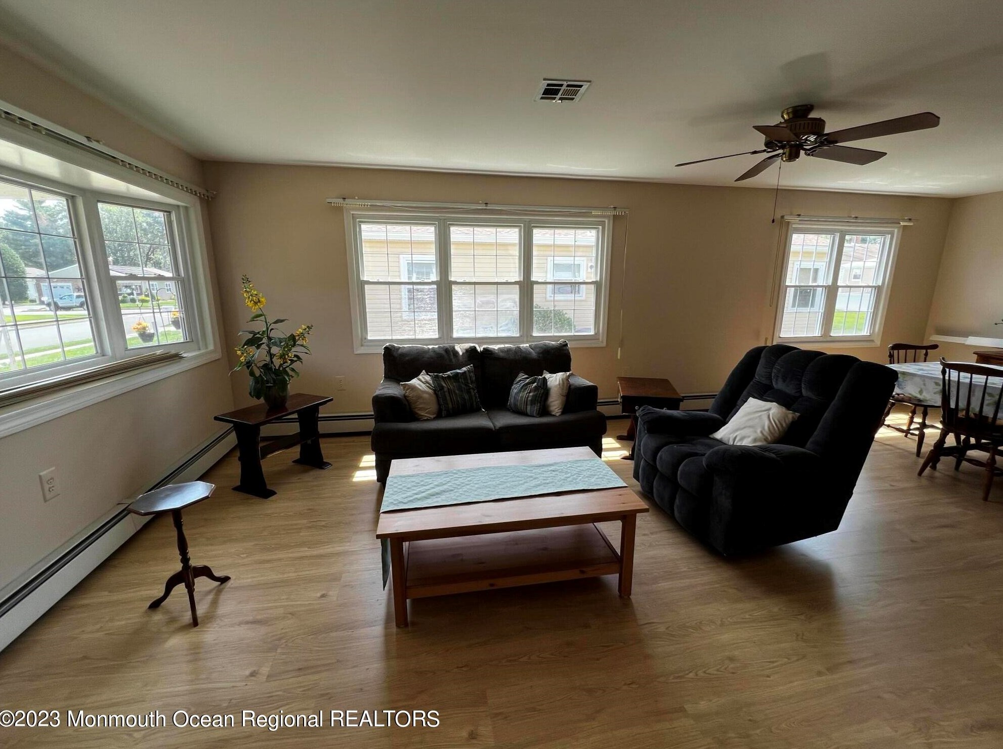 5 Panama Ct, Toms River, NJ 08757