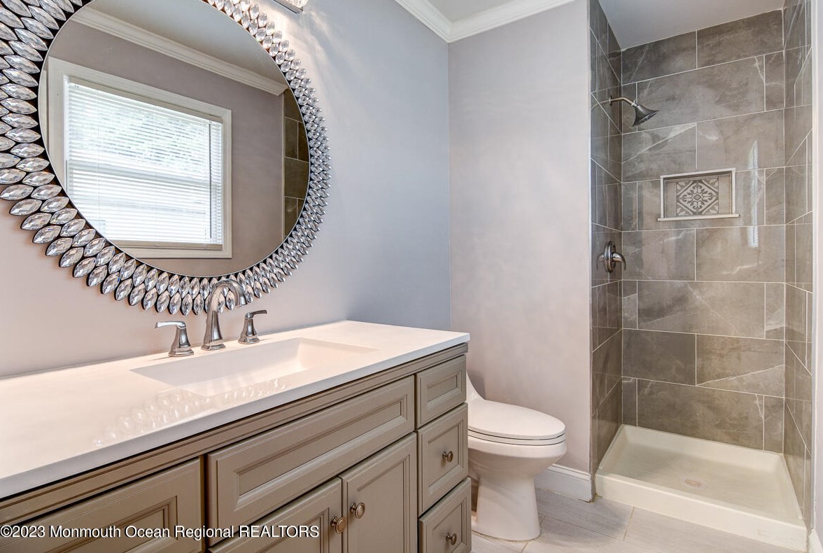 16 Canterbury Ln, Toms River NJ  08757-6503 exterior